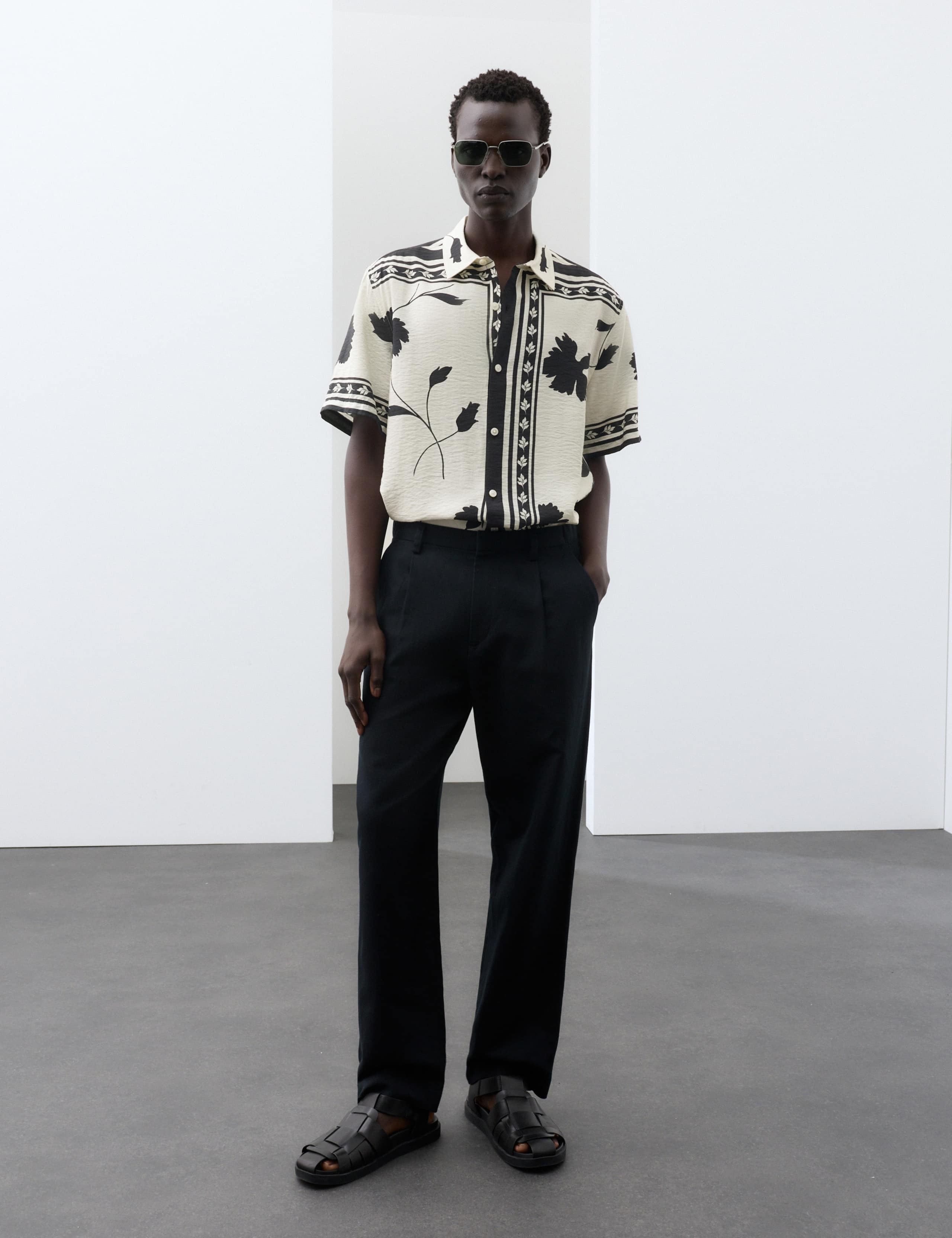 Floral Short Sleeve Shirt 5 of 7