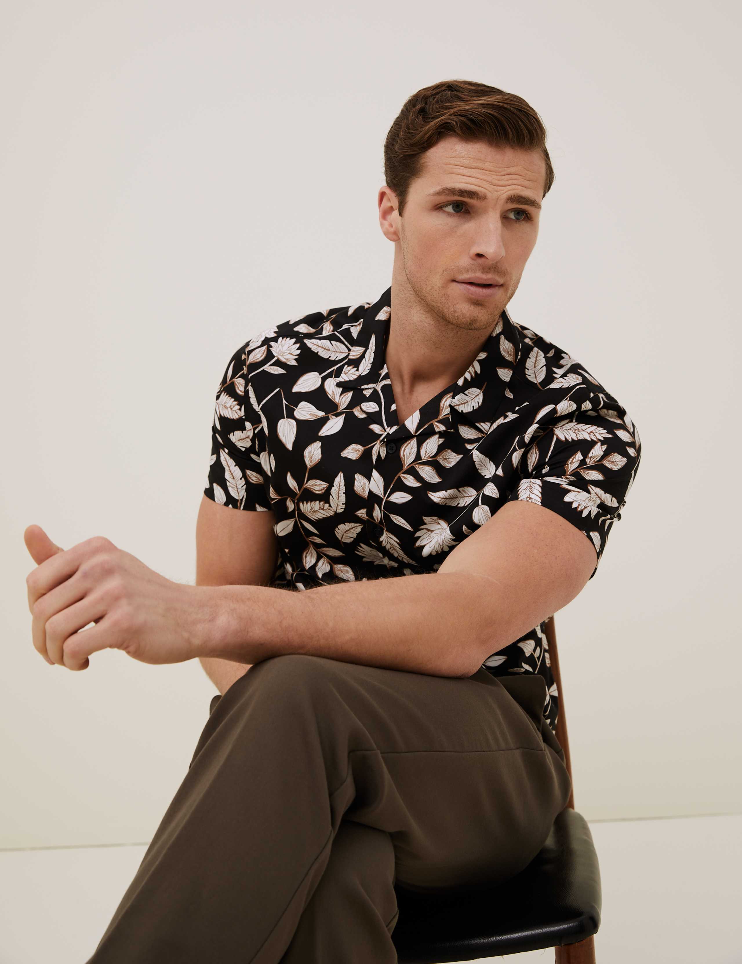 Cotton Leaf Print Cuban Collar Shirt 5 of 8