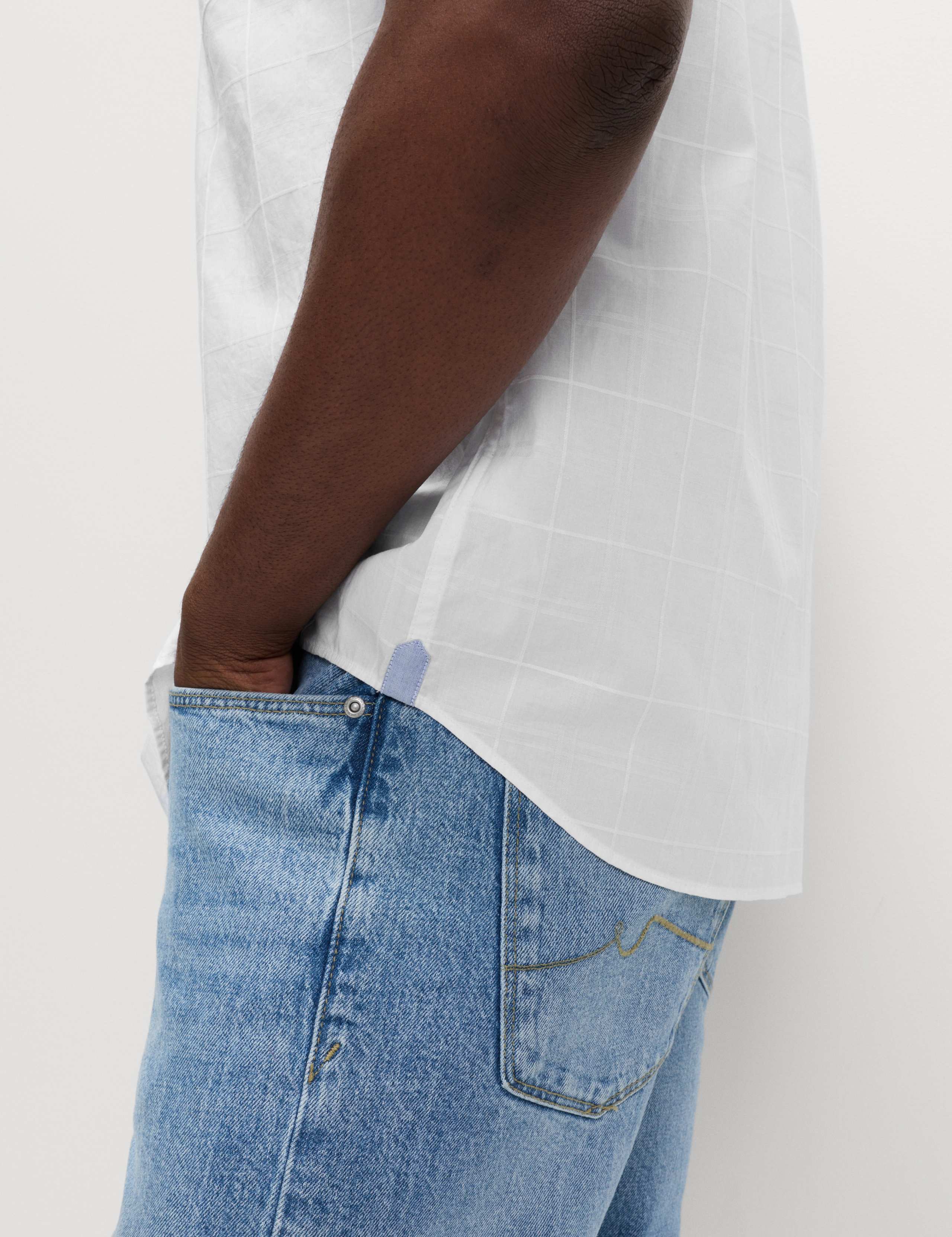 Regular Fit Easy Iron Pure Cotton Short Sleeve Check Shirt 5 of 5