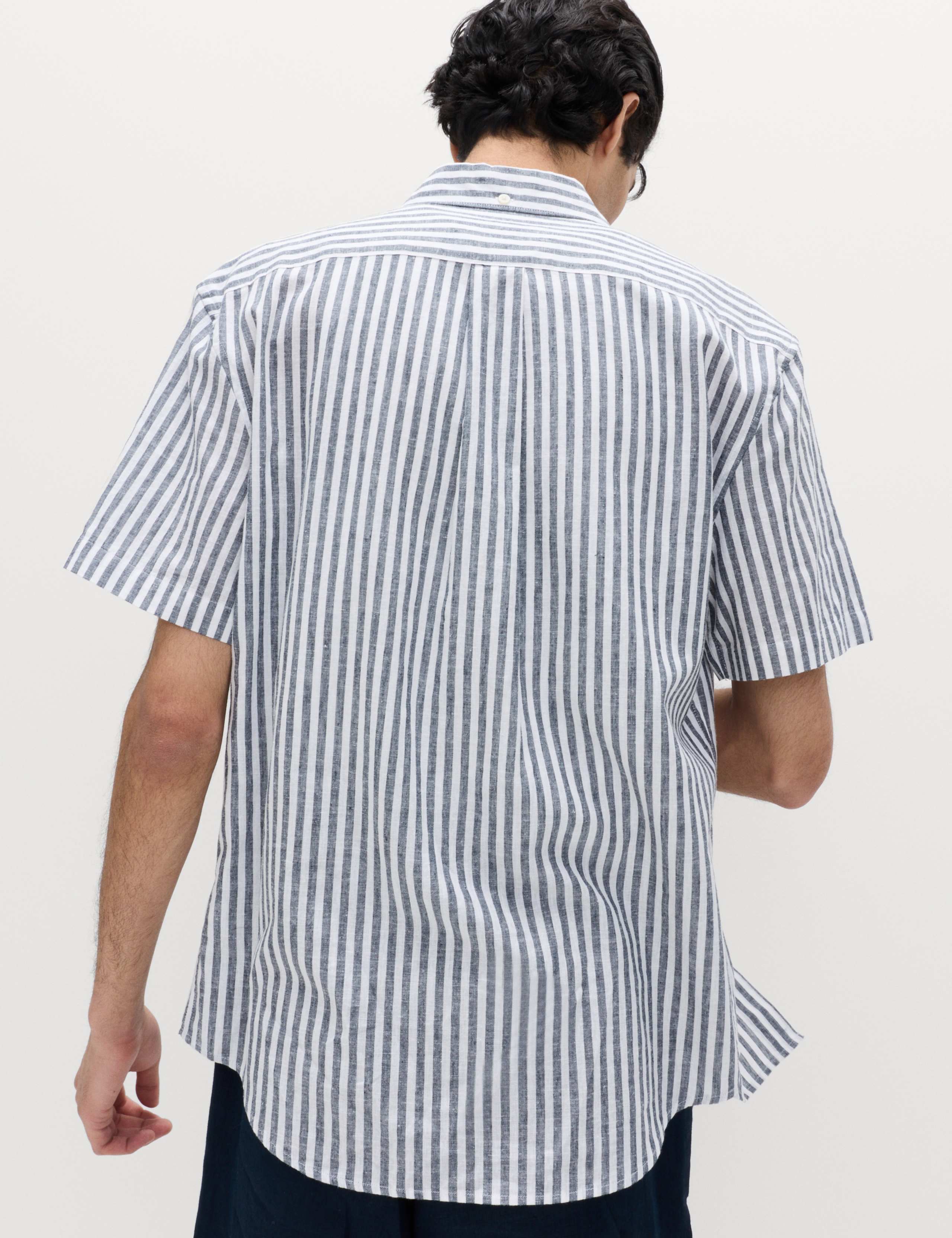 Regular Fit Linen Rich Short Sleeve Shirt 4 of 7