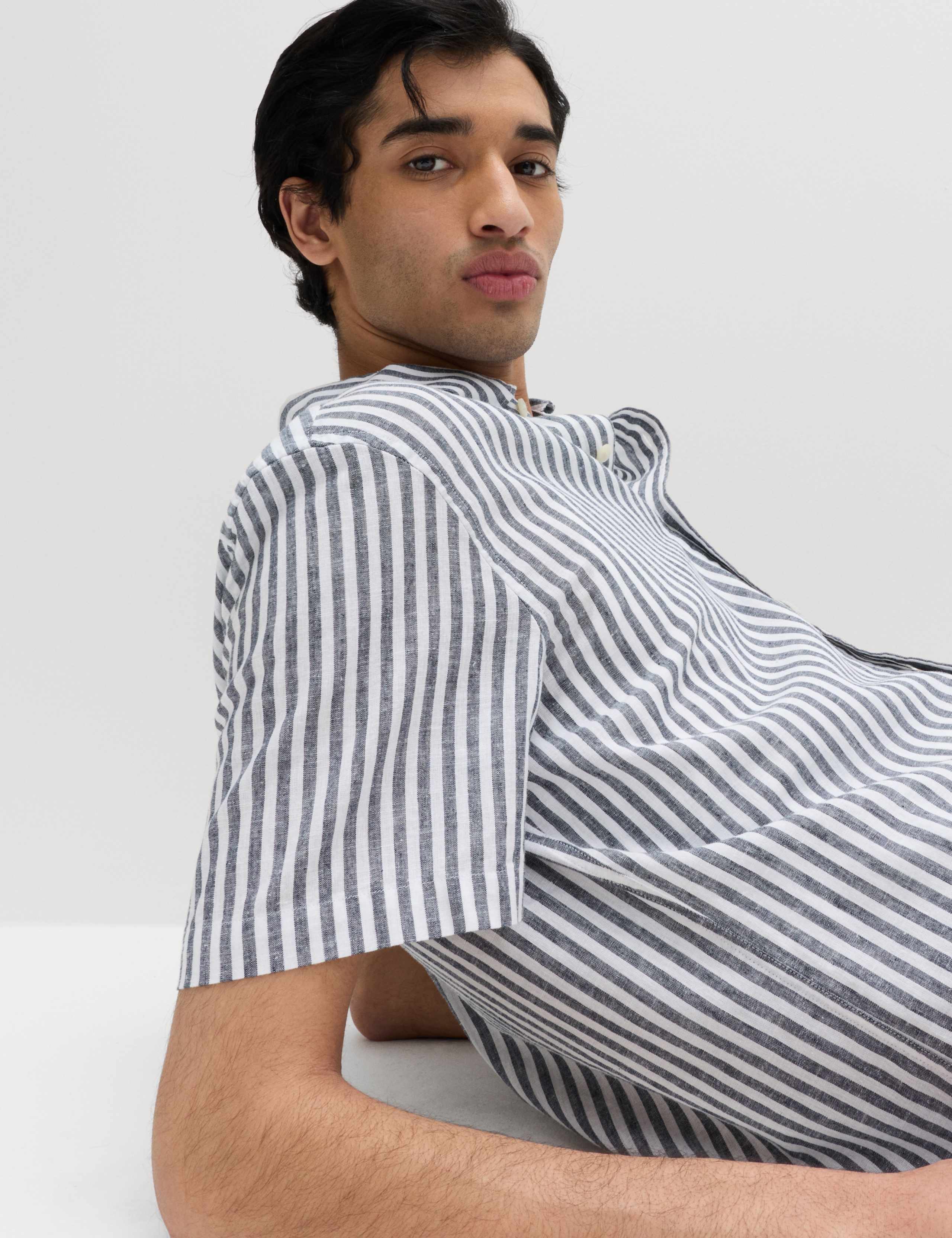 Regular Fit Linen Rich Short Sleeve Shirt 6 of 7