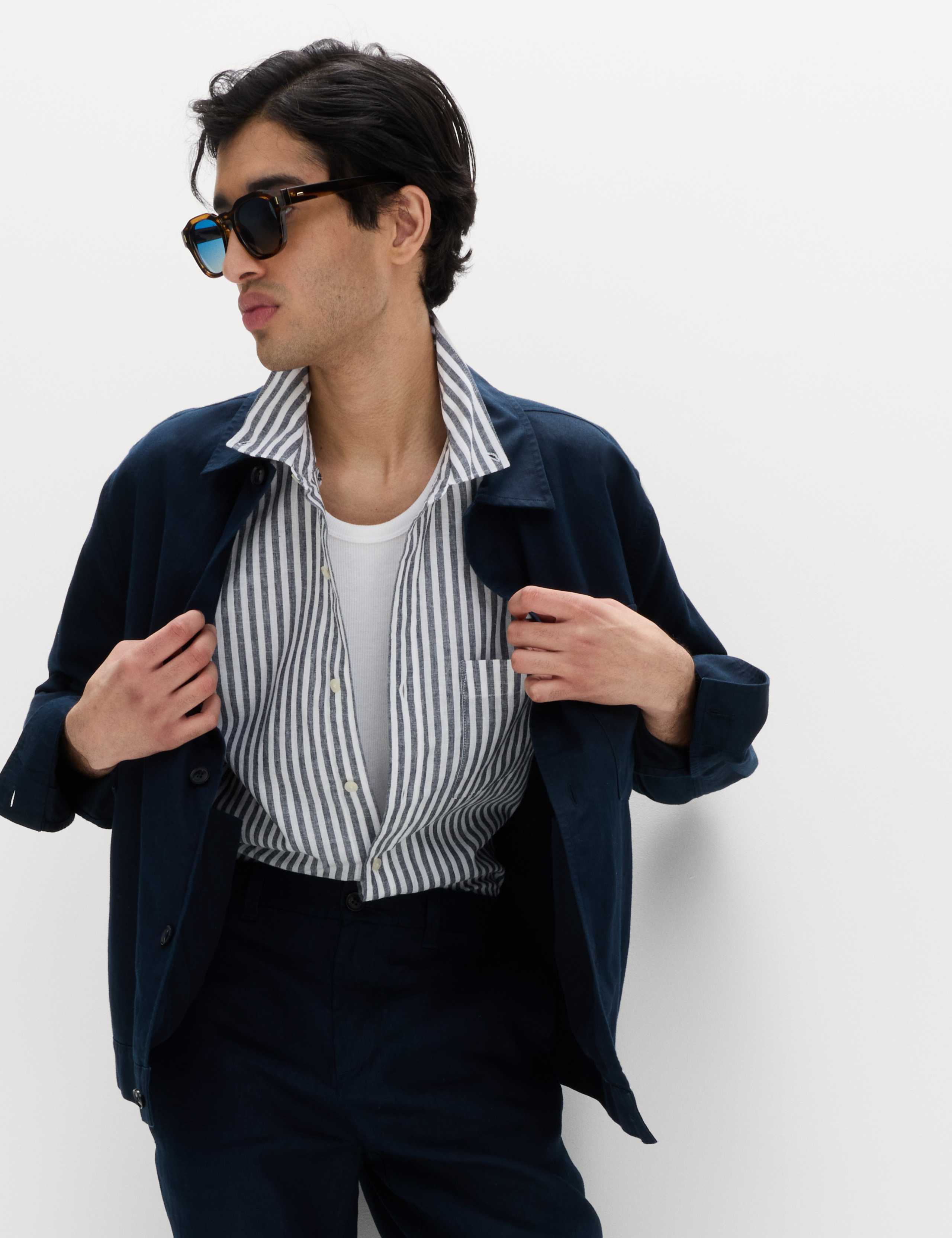 Regular Fit Linen Rich Short Sleeve Shirt 7 of 7