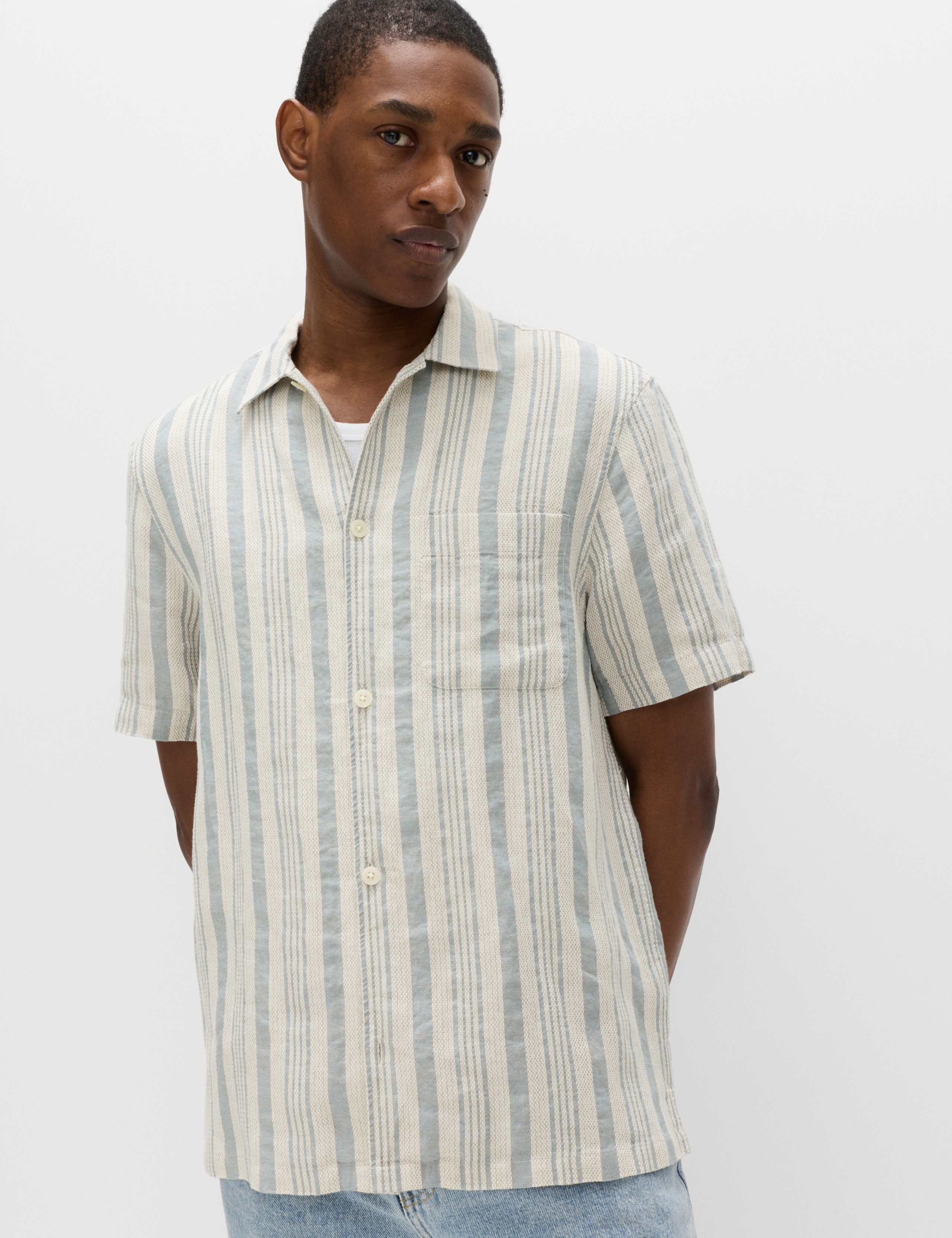 Linen Rich Striped Short Sleeve Shirt 3 of 4