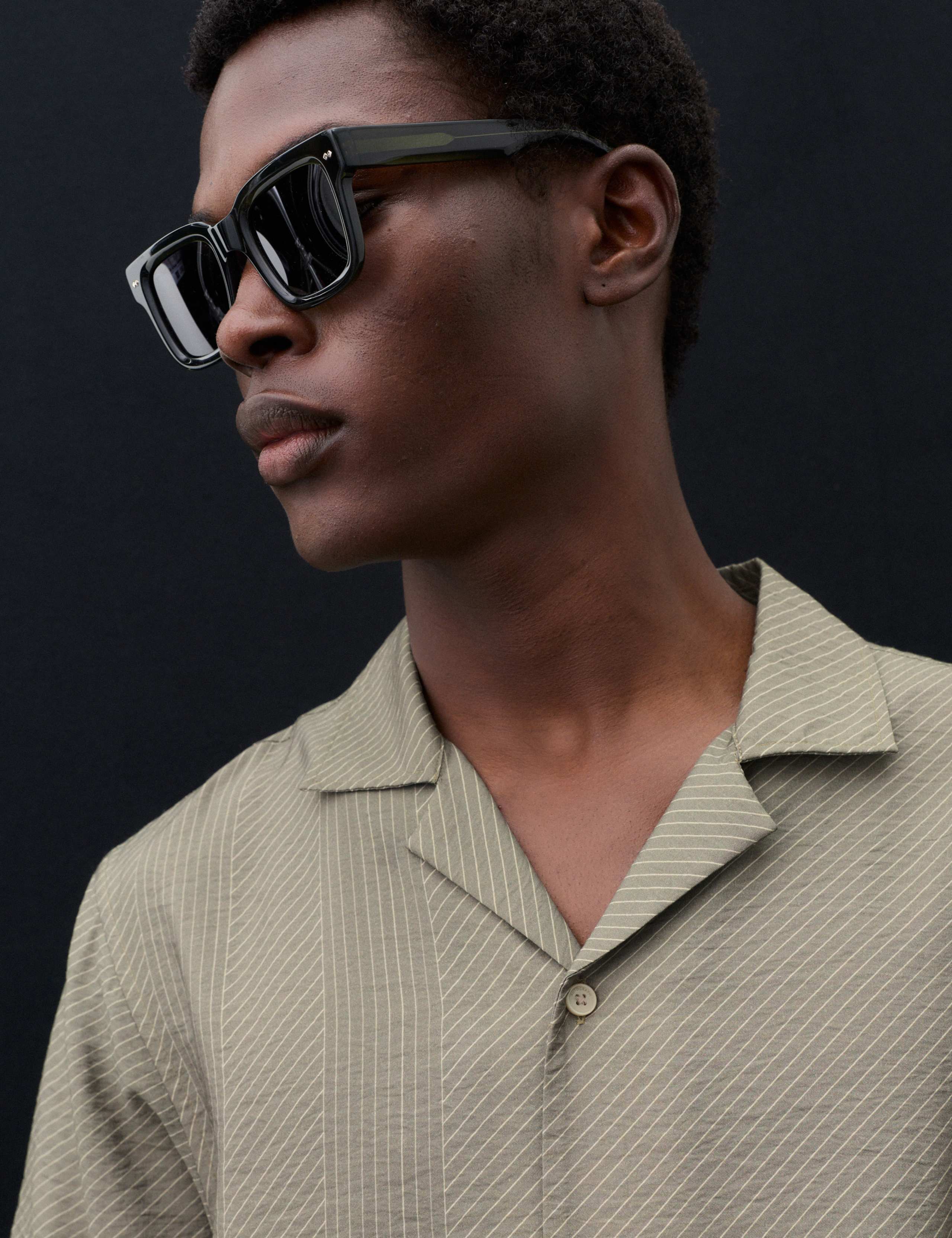 Short Sleeve Geometric Shirt 7 of 7