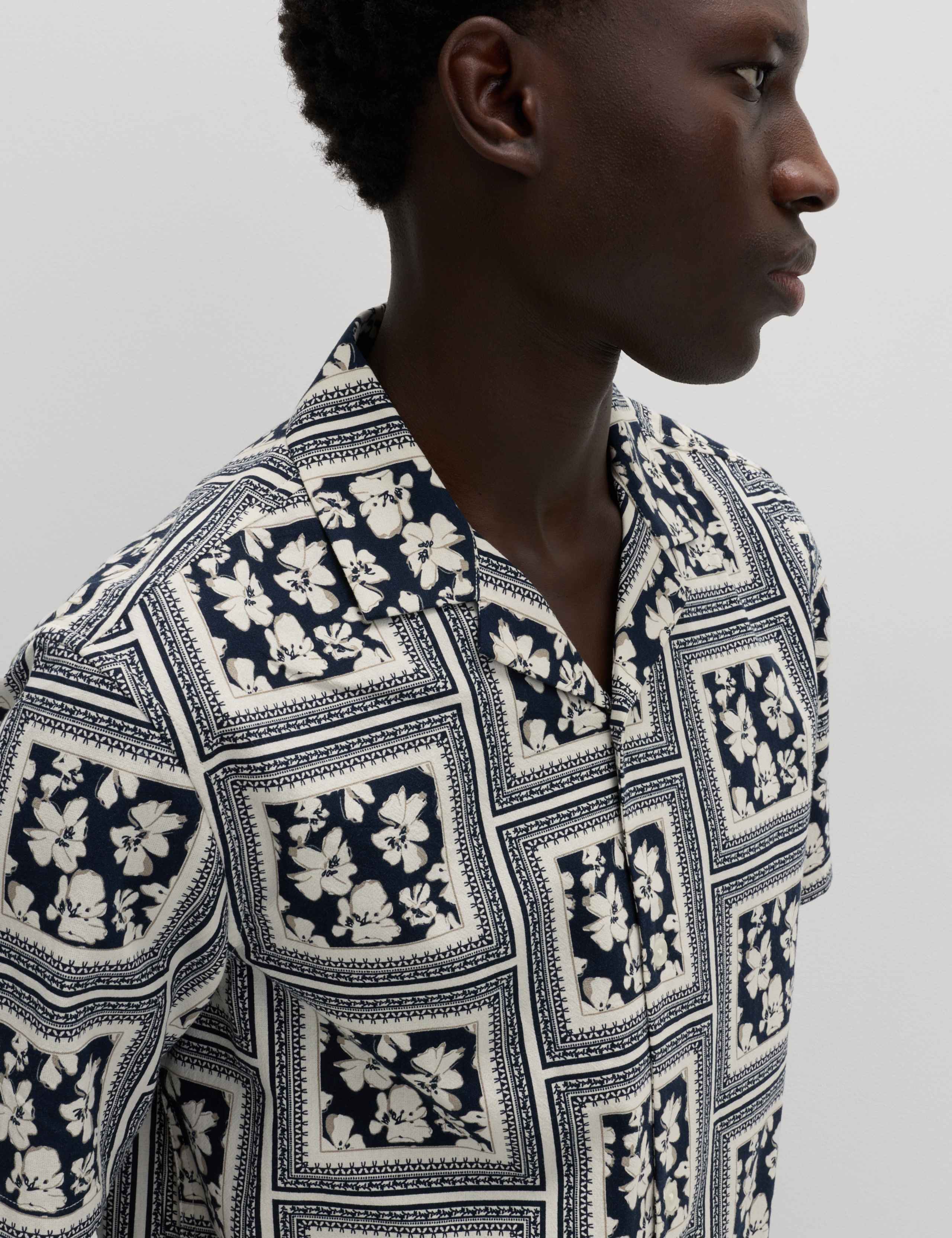 Pure Cotton Floral Short Sleeve Shirt 3 of 6