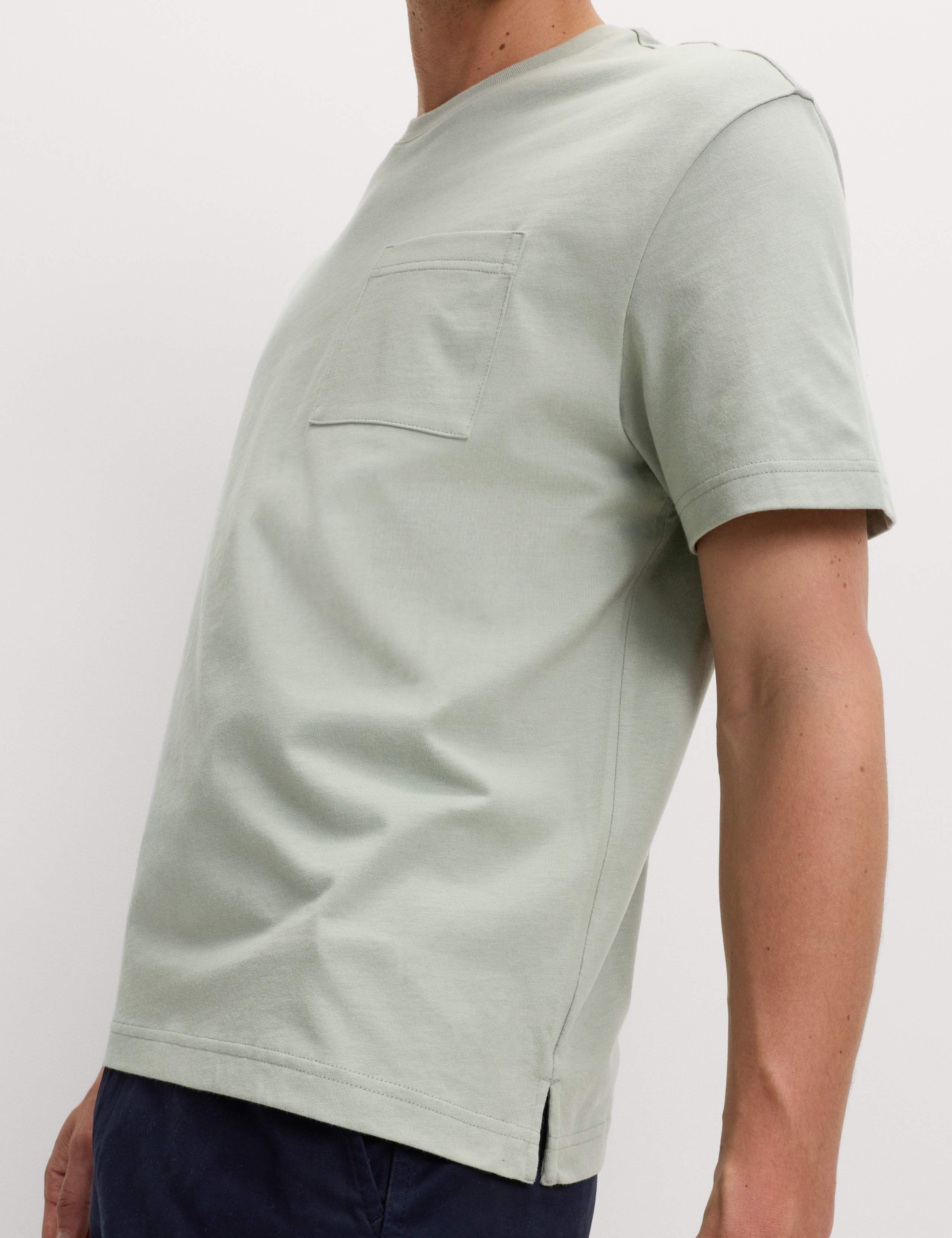 Pure Cotton Midweight Pocket T-shirt 4 of 5