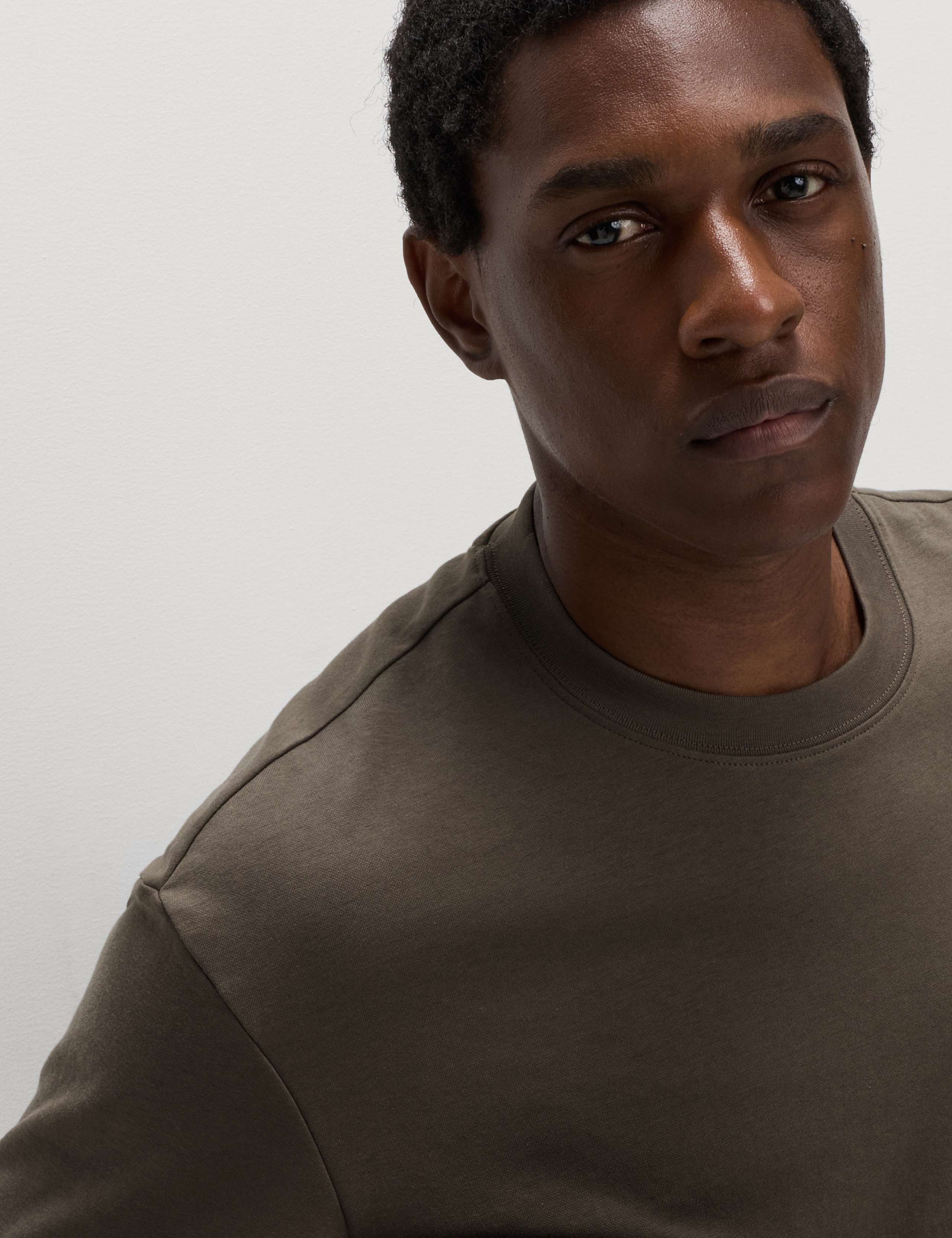 Cotton Blend Ultimate Performance T-Shirt 3 of 5