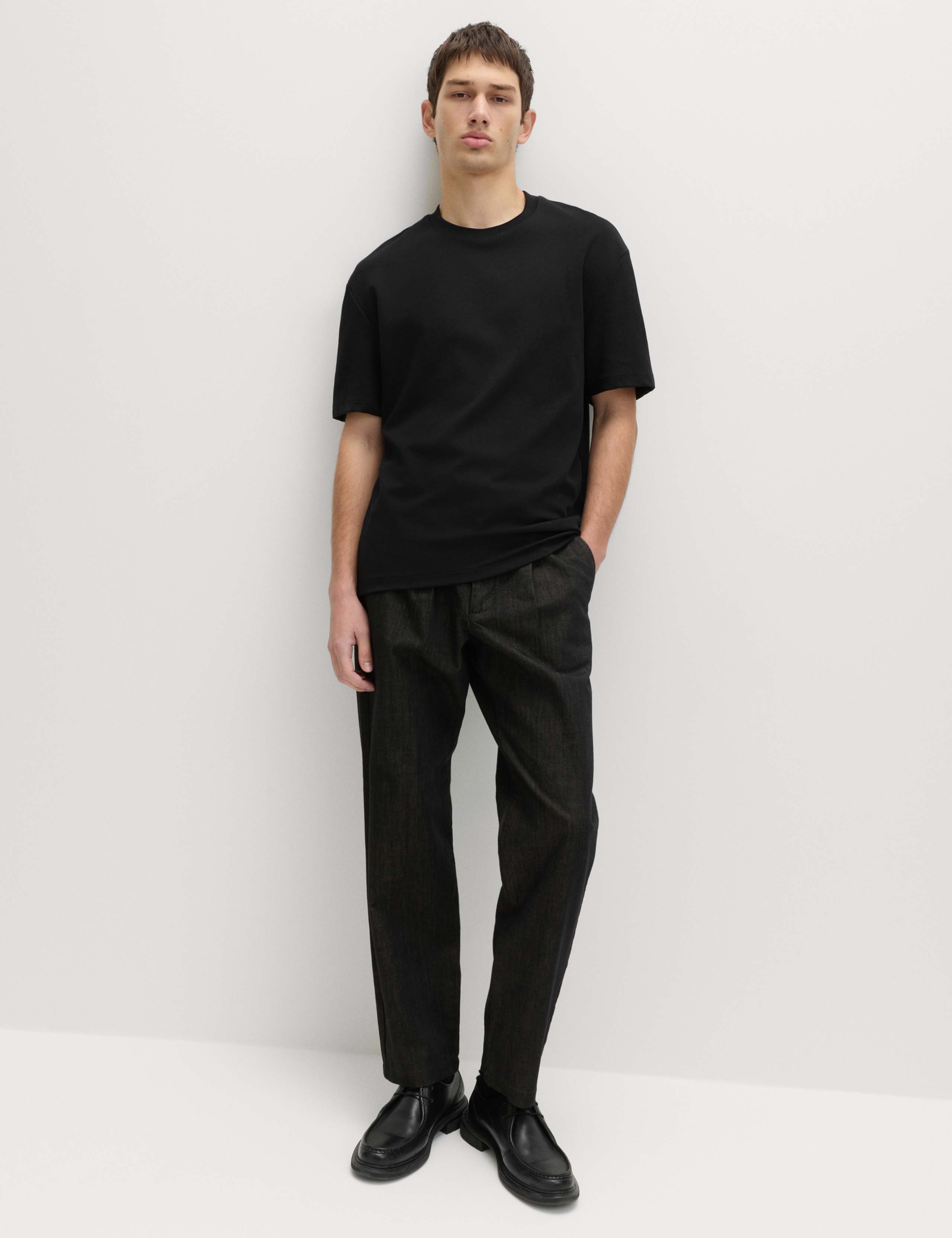 Relaxed Fit Cotton Blend Ultimate Performance T-Shirt 4 of 6