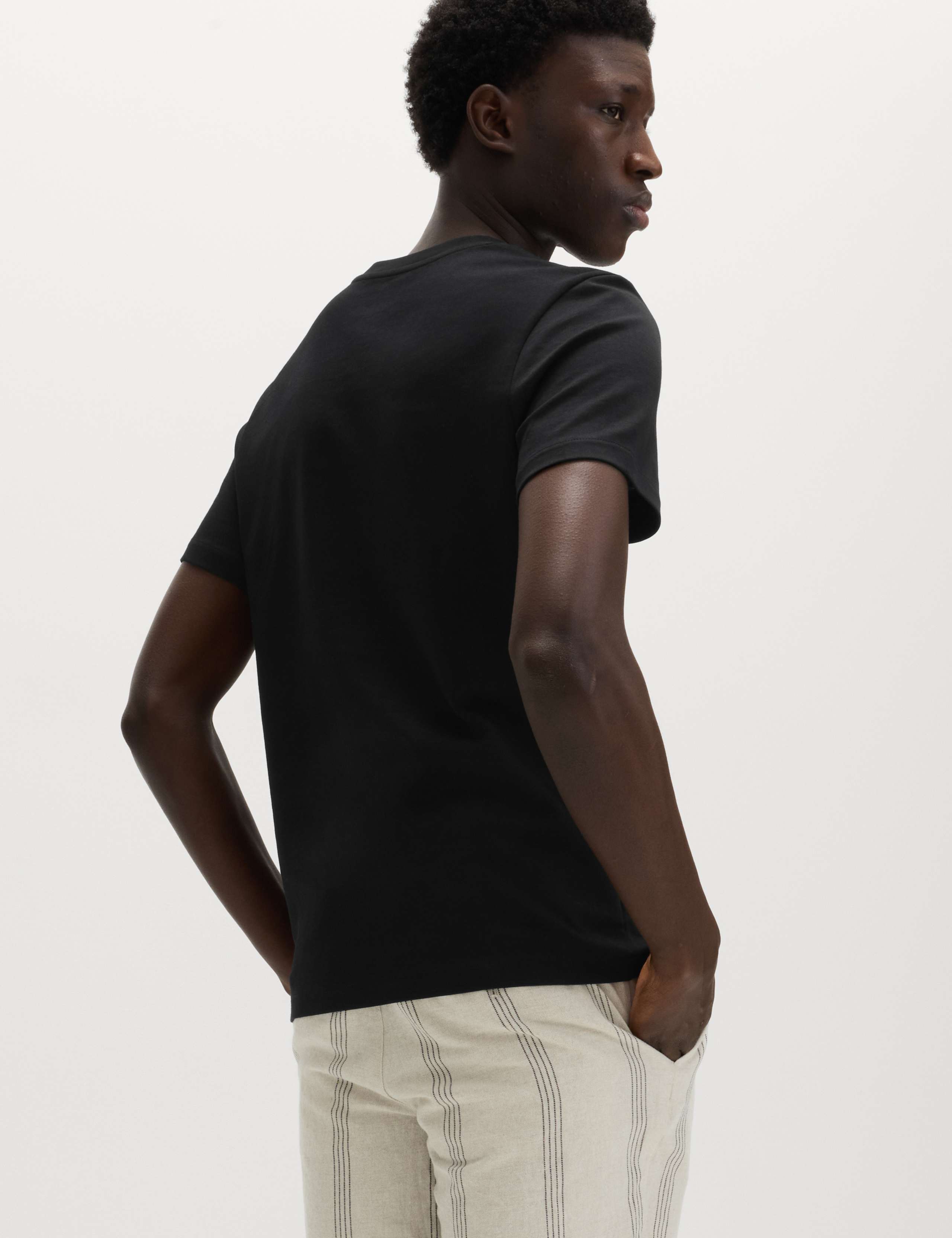 The Utimate Slim Fit Cotton Blend T-Shirt 4 of 5