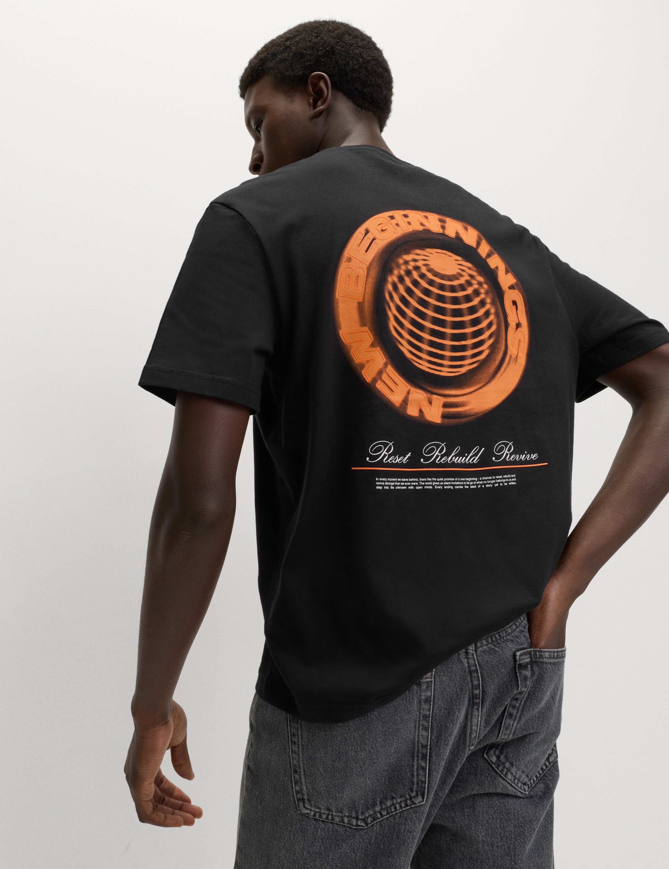 Pure Cotton Graphic T-Shirt 3 of 3