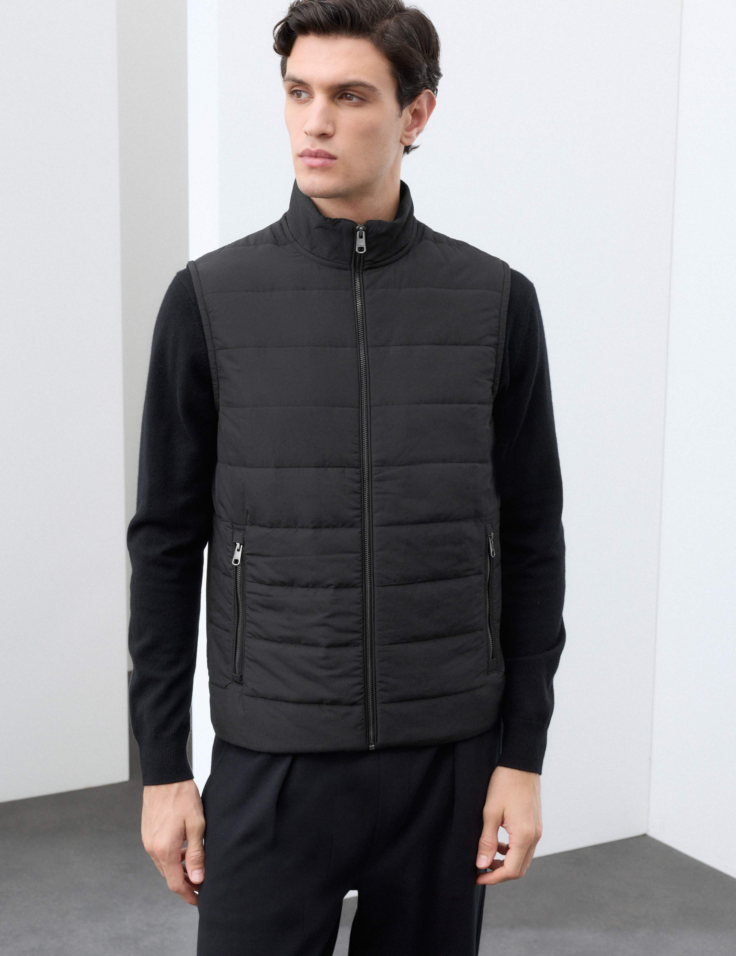 Regular Fit Cotton Rich Hybrid Gilet 1 of 6