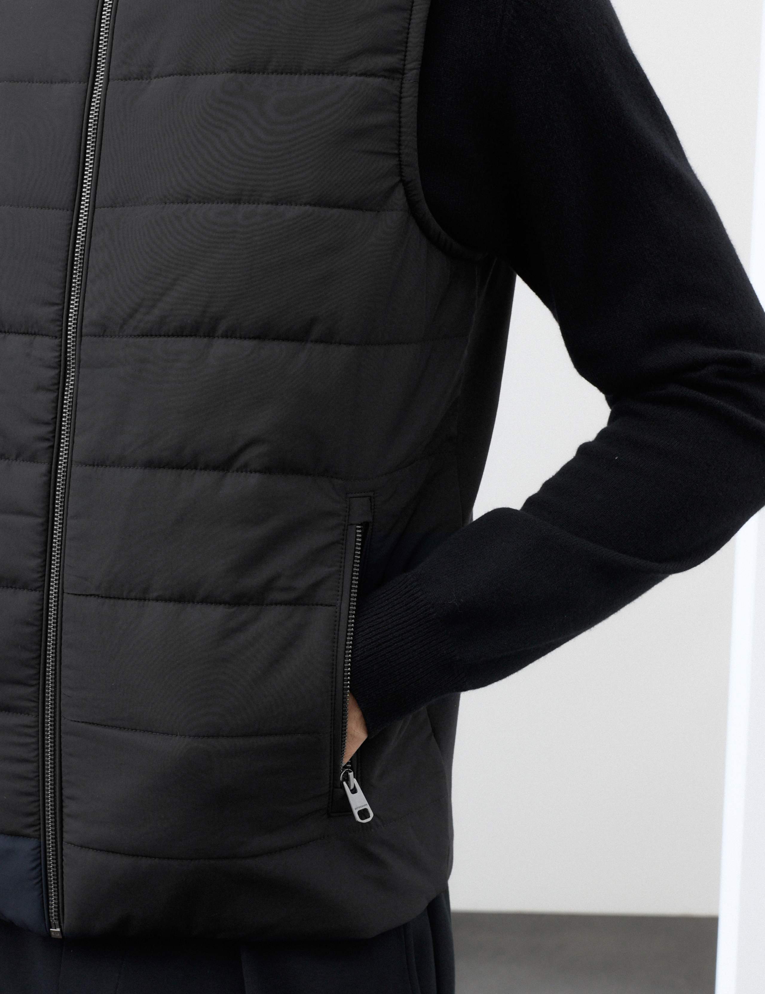 Regular Fit Cotton Rich Hybrid Gilet 5 of 6