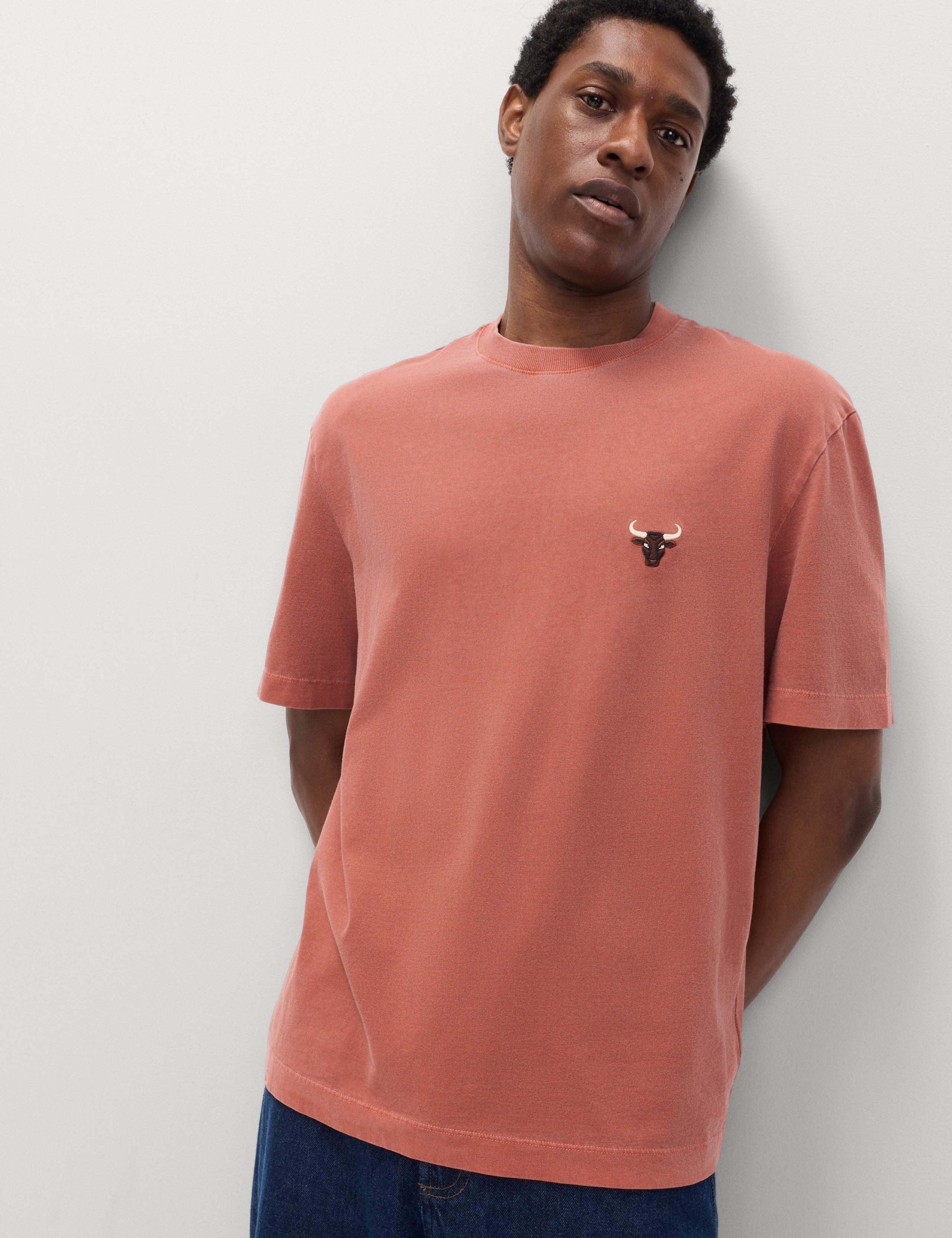 Pure Cotton Bull's Head Graphic T Shirt 1 of 5