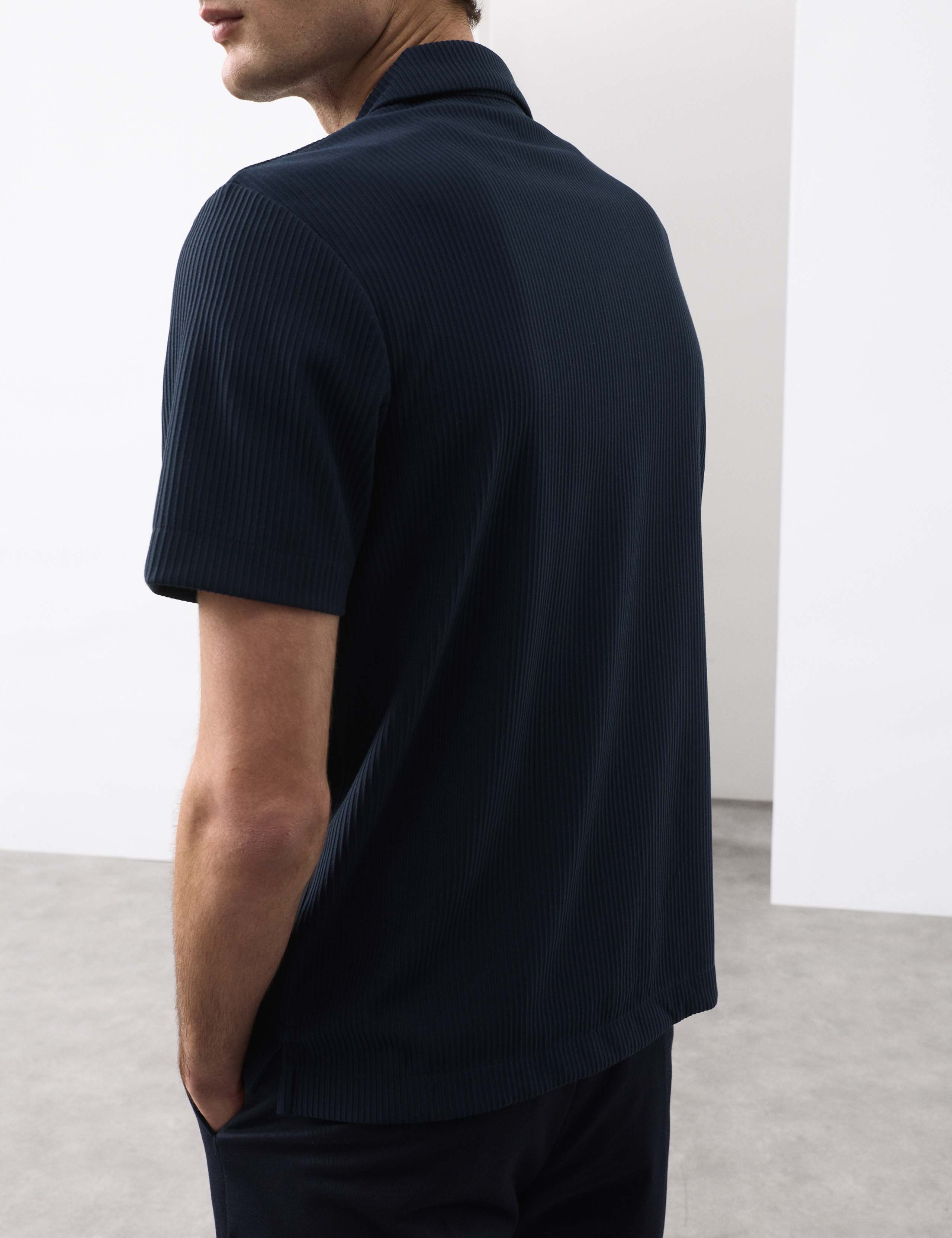 Regular Fit Textured Short Sleeve Shirt 5 of 7