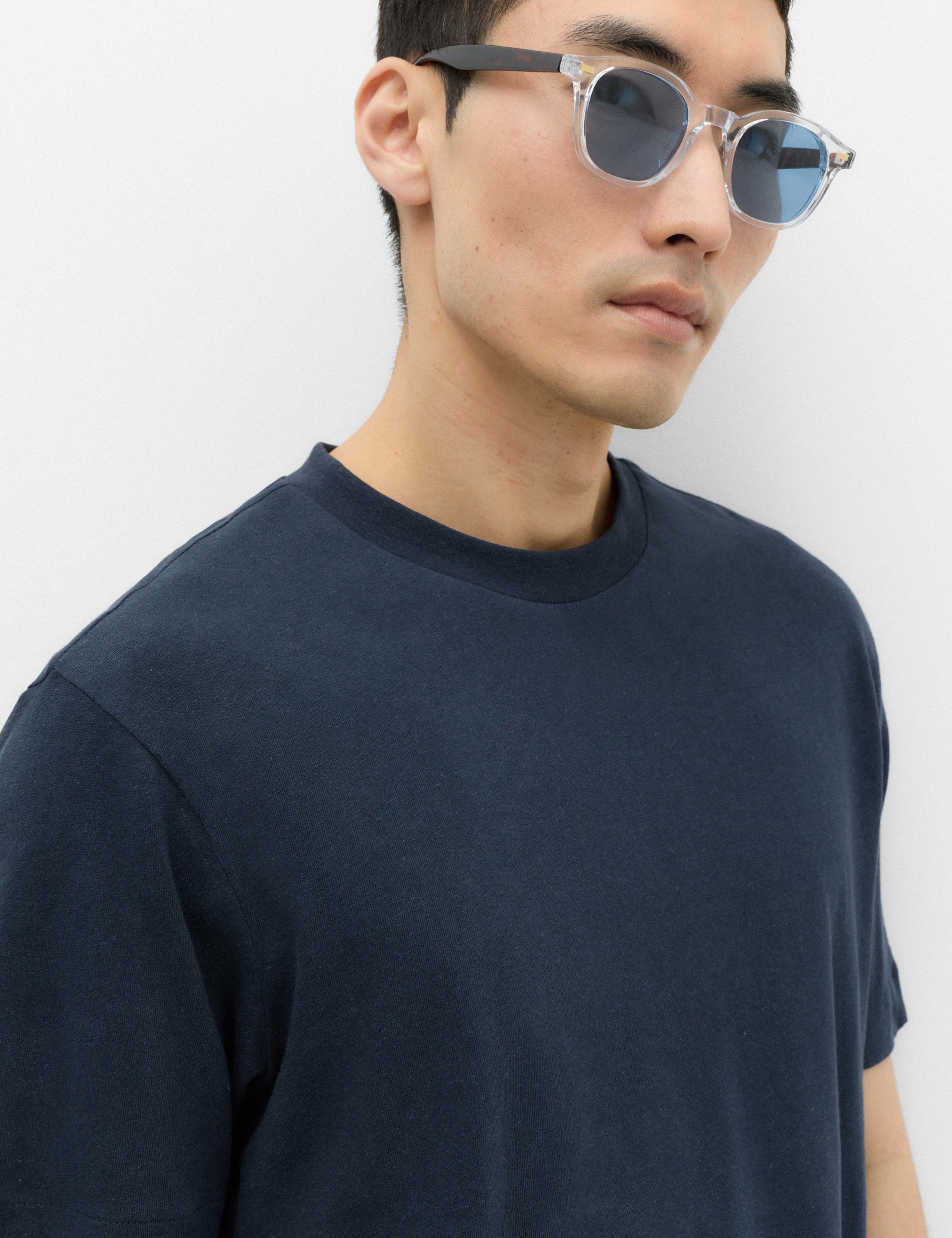 Relaxed Fit Linen T-Shirt 3 of 5