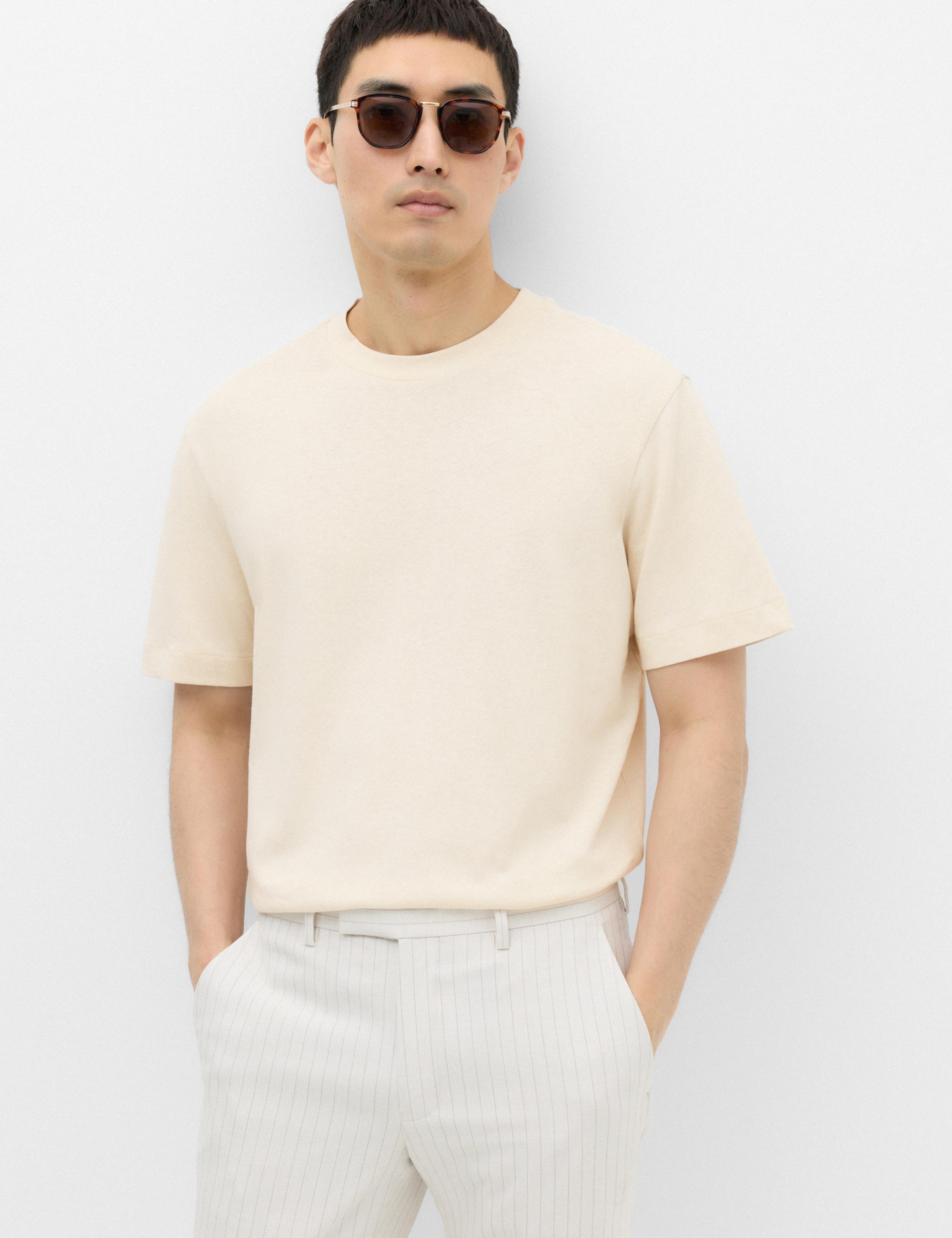 Relaxed Fit Linen T-Shirt 1 of 5