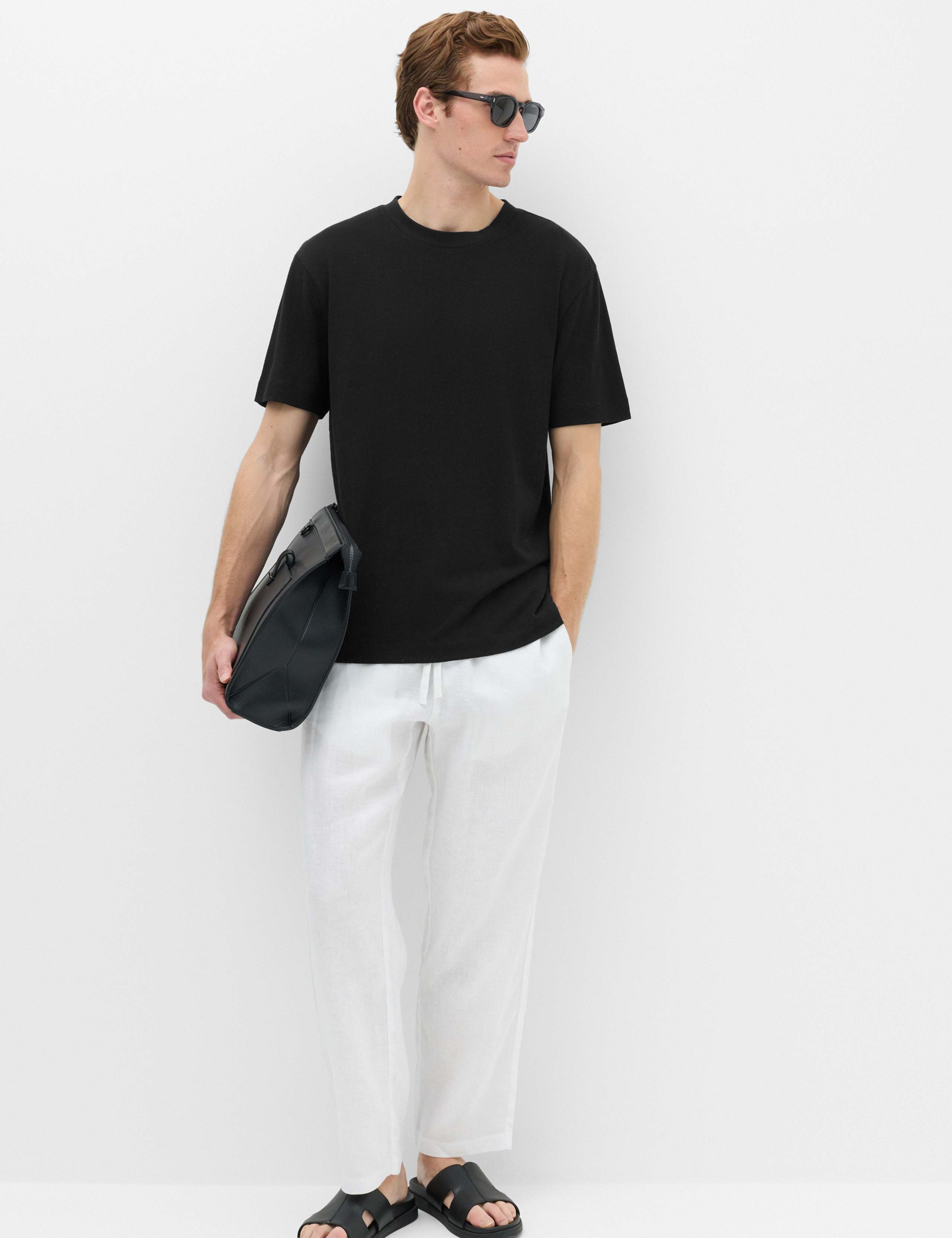 Relaxed Fit Linen T-Shirt 5 of 5
