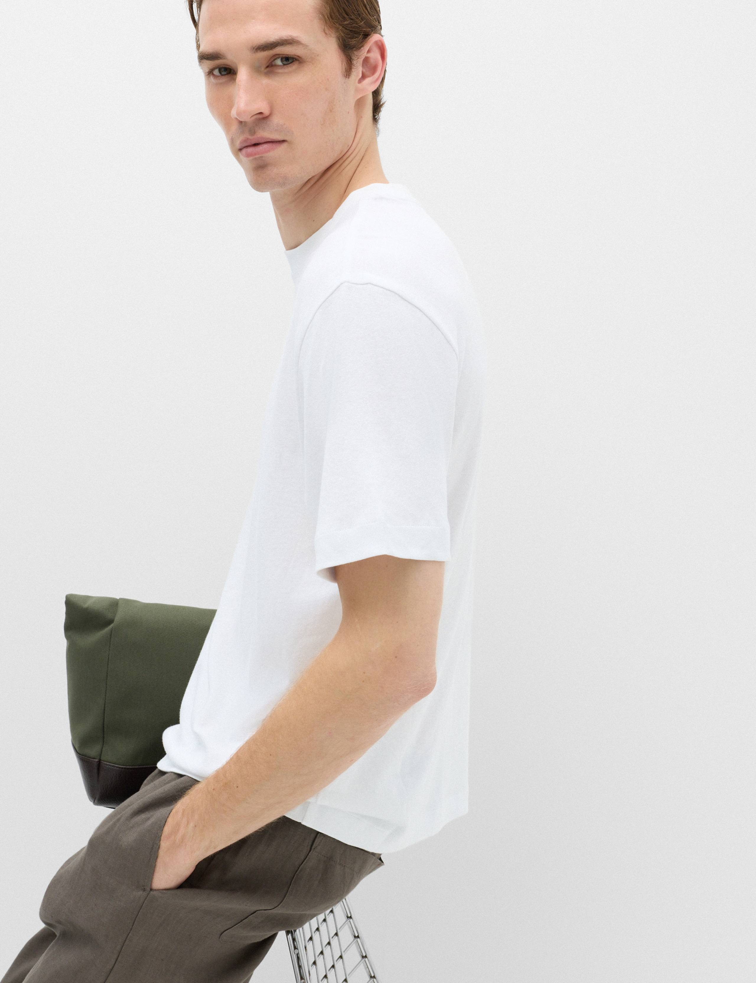 Relaxed Fit Linen T-Shirt 5 of 5