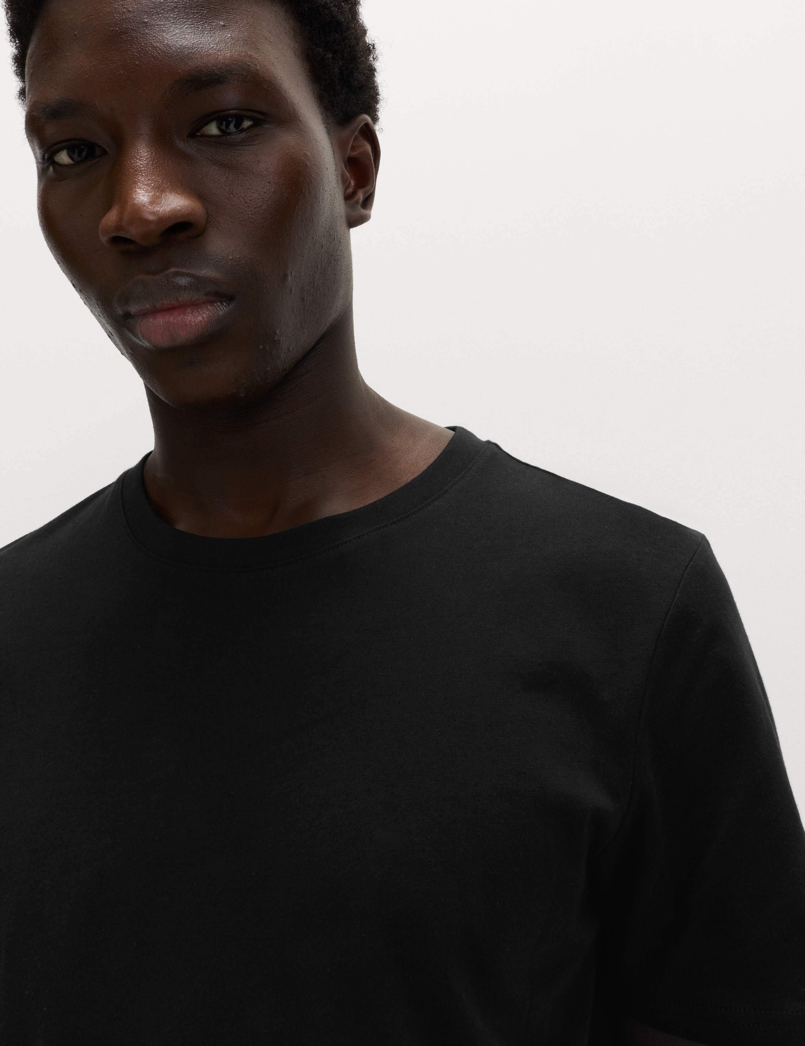 7 Pack Pure Cotton Crew Neck T-Shirts 2 of 4