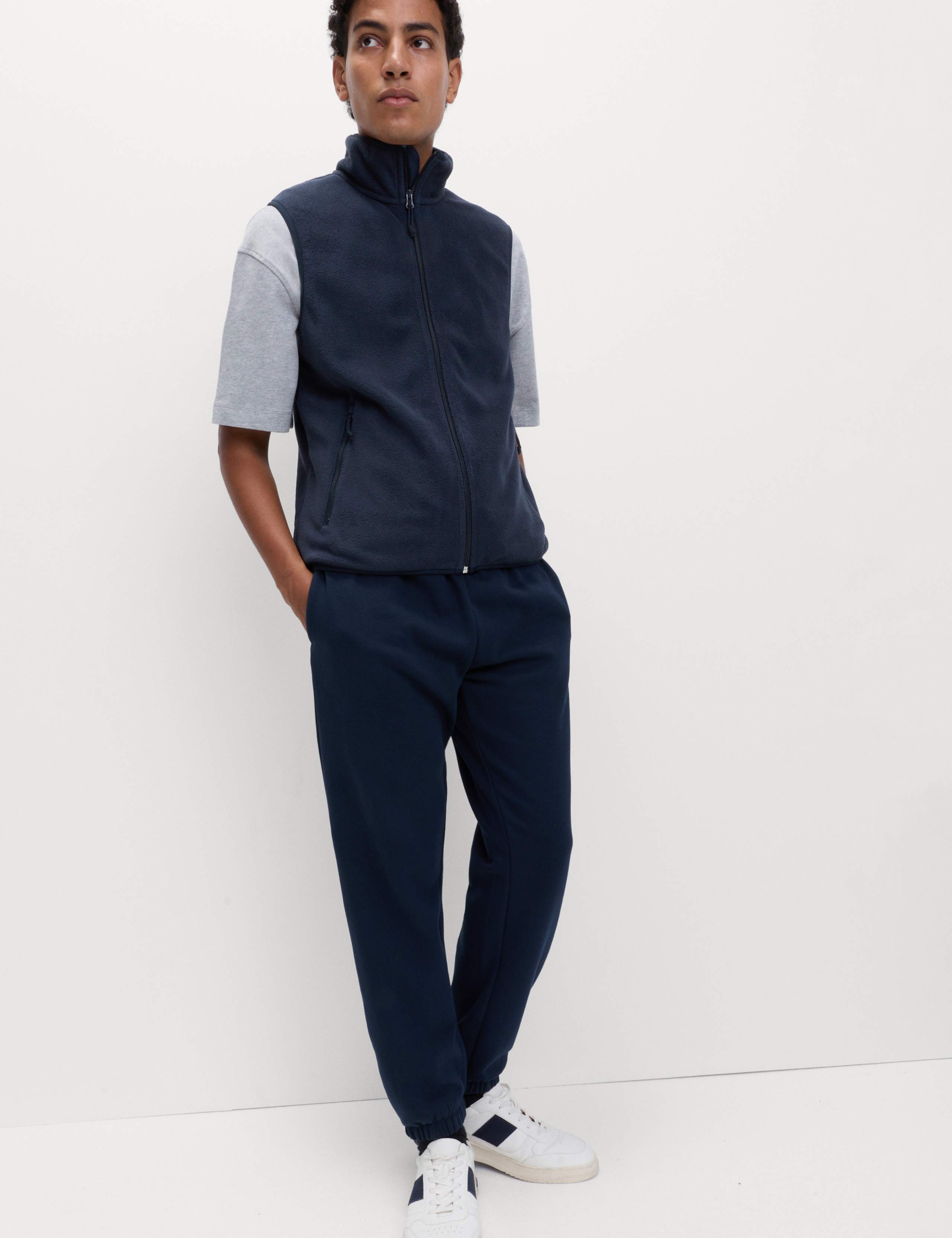 Micro Fleece Funnel Neck Gilet 3 of 7
