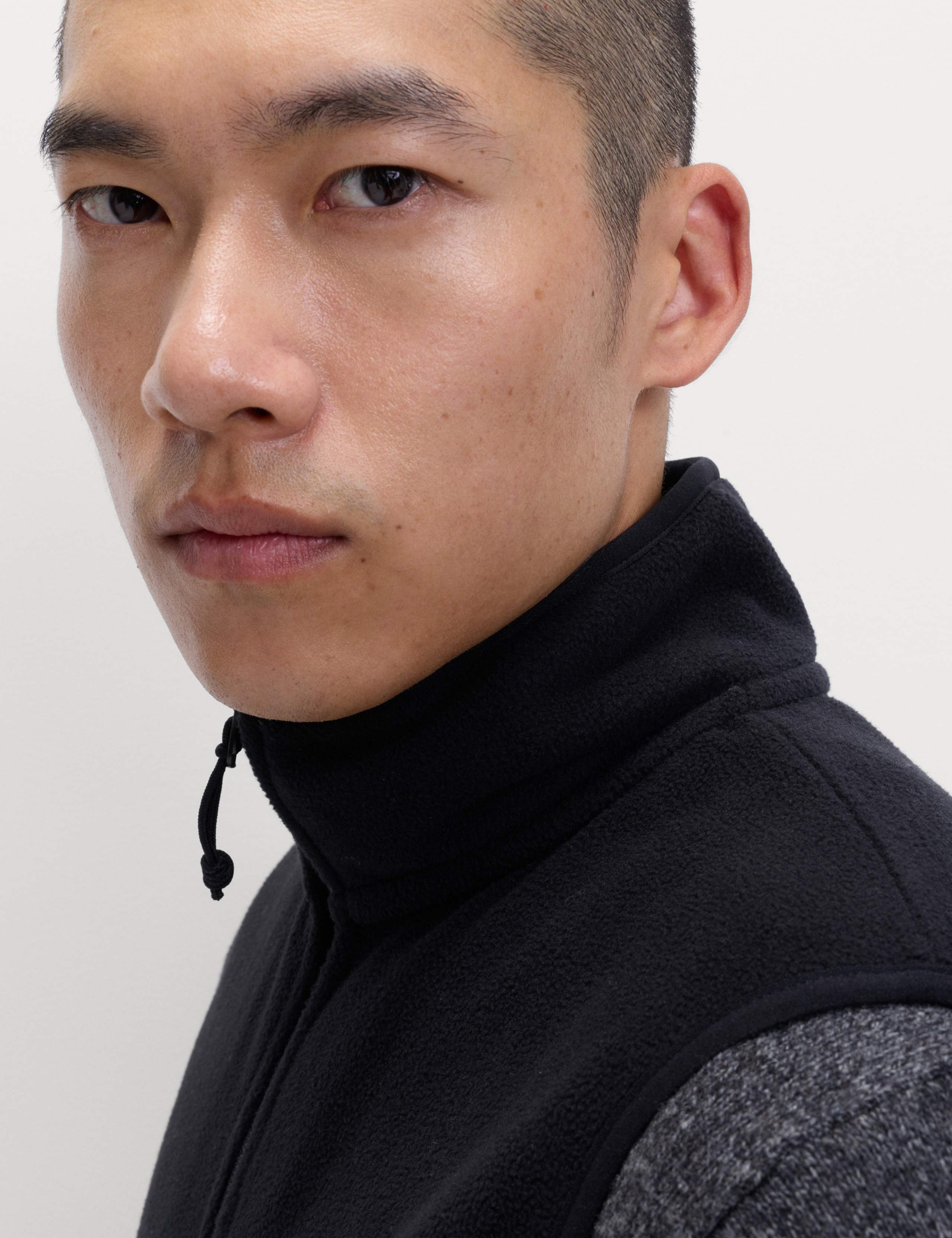 Micro Fleece Funnel Neck Gilet 4 of 7