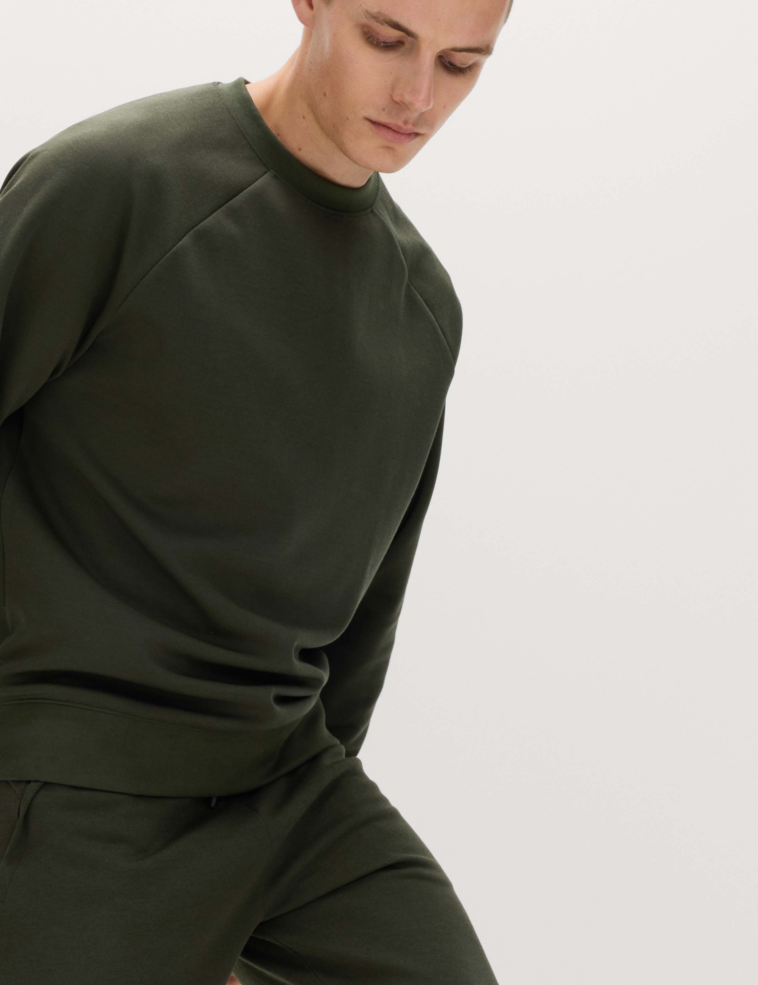 Performance Jersey Crew Neck Sweatshirt 3 of 6