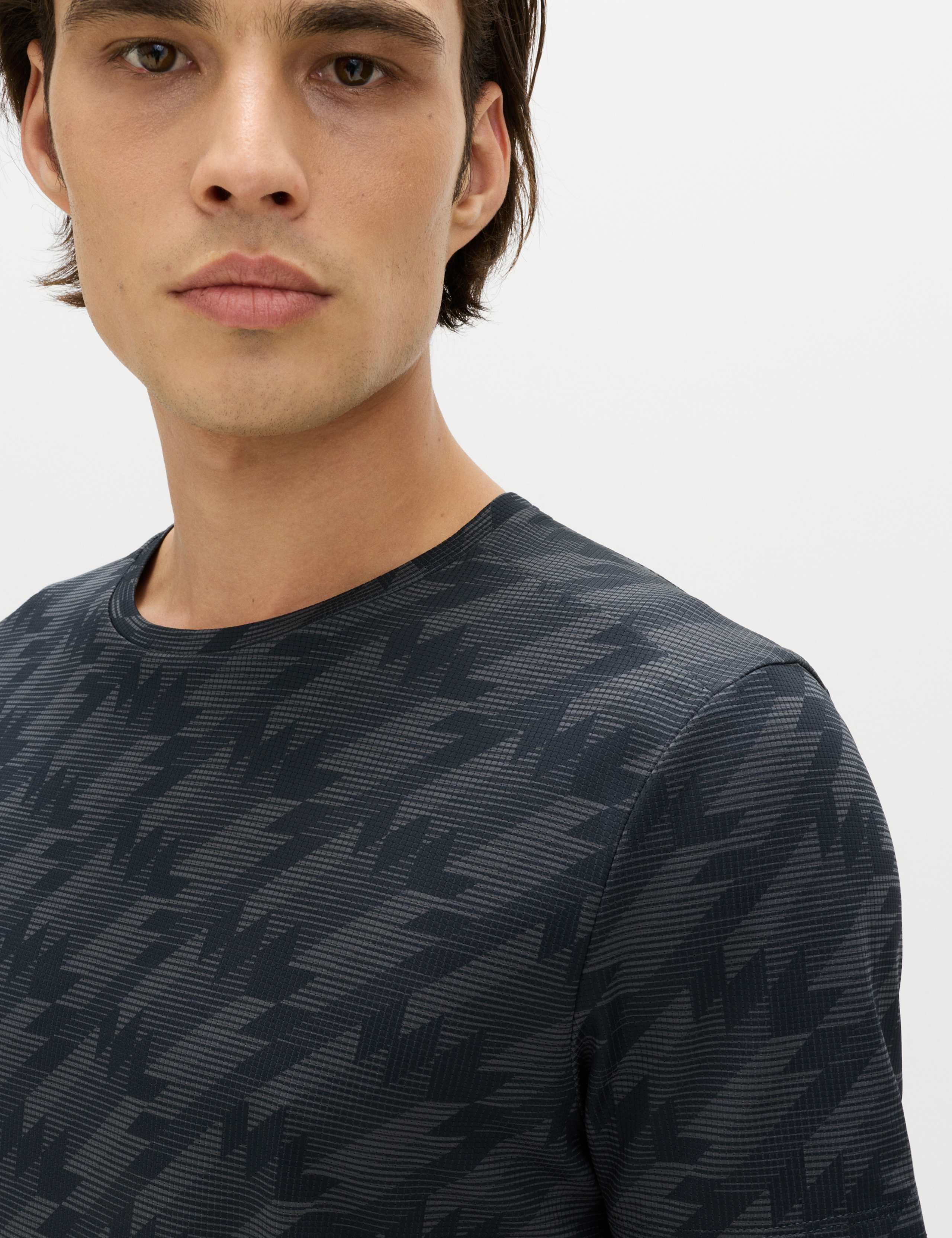 Printed Crew Neck T-Shirt 4 of 5