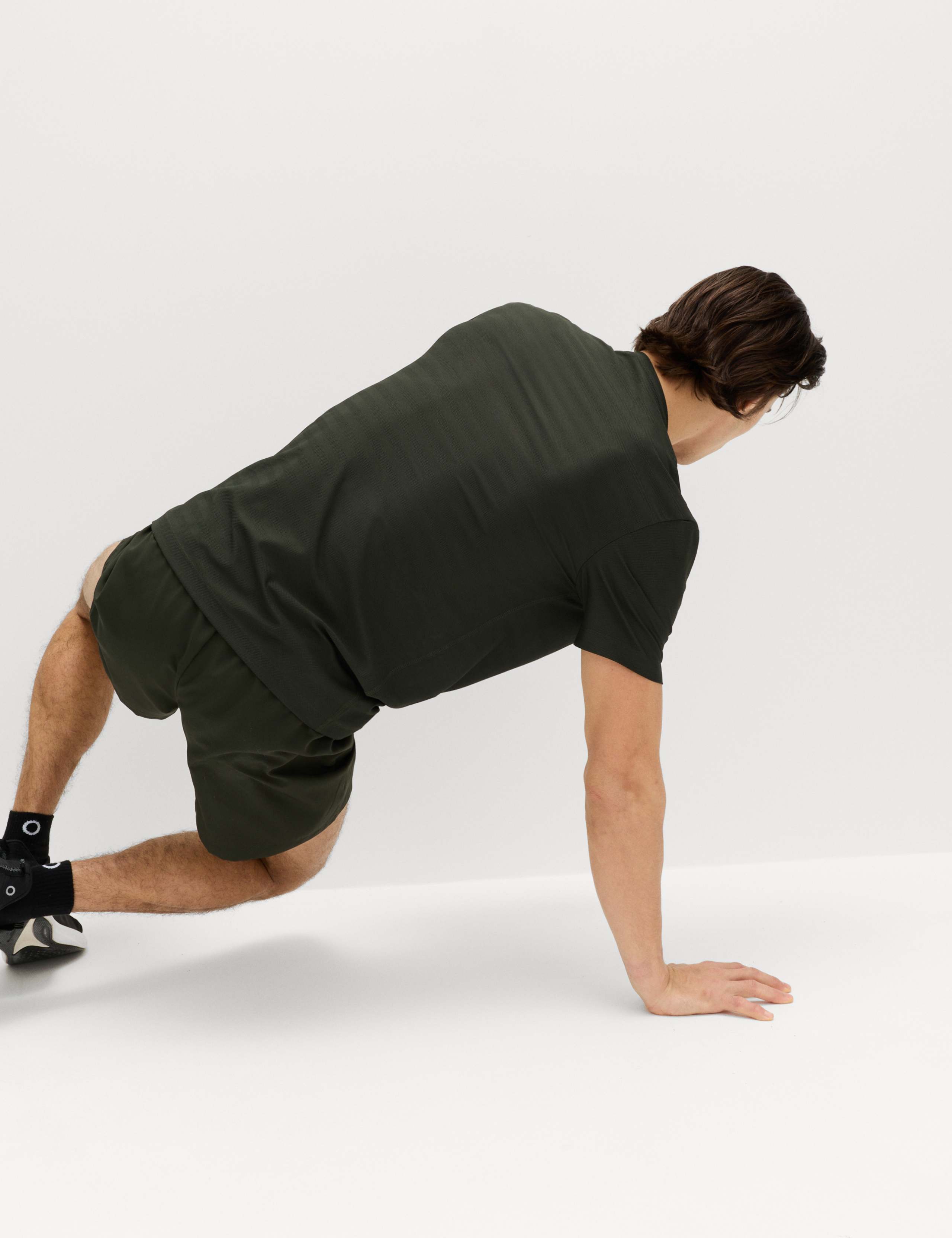 Activewear Jacquard Mesh Stripe T-Shirt 5 of 5