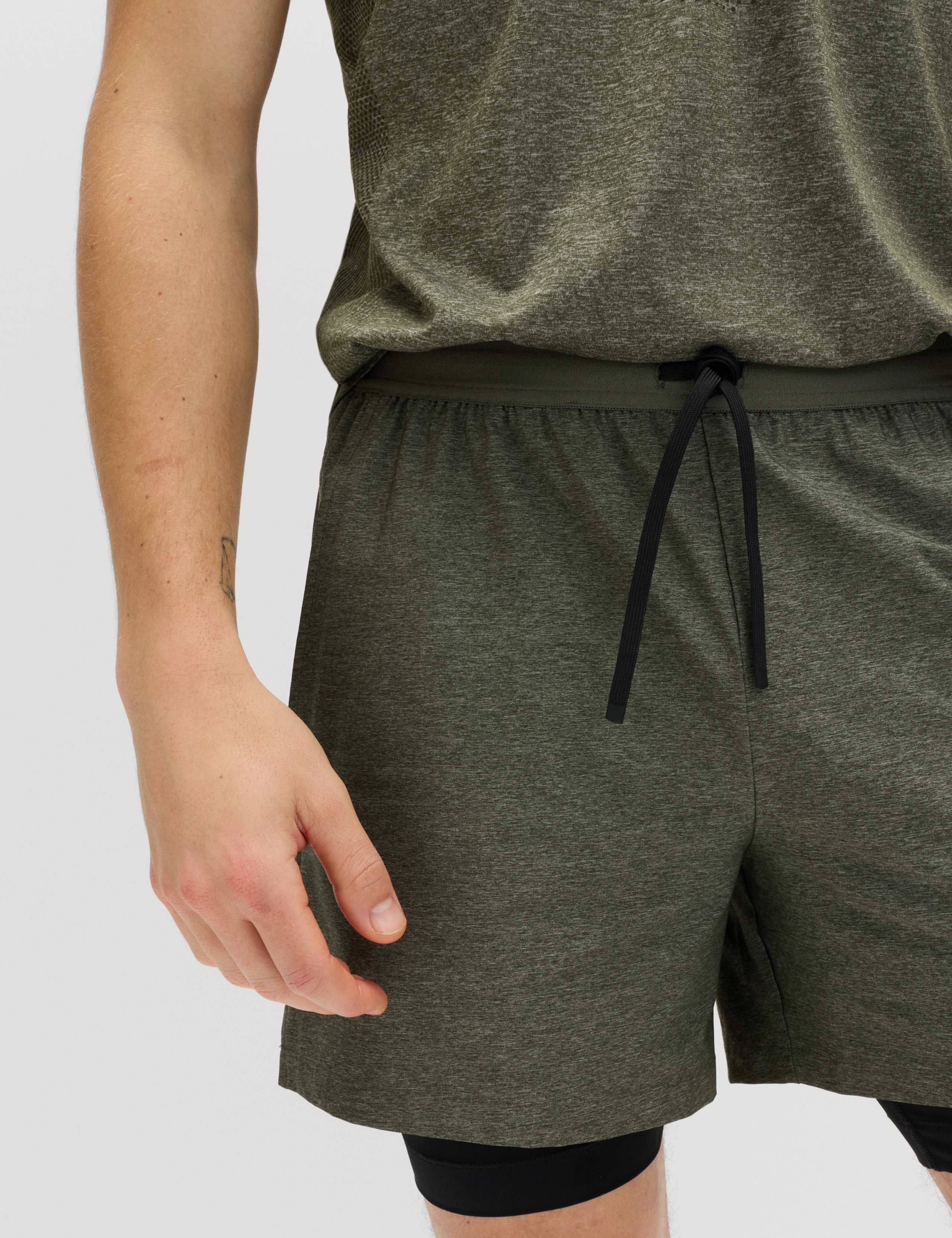 Double Layered 5 inch Sports Shorts 4 of 7