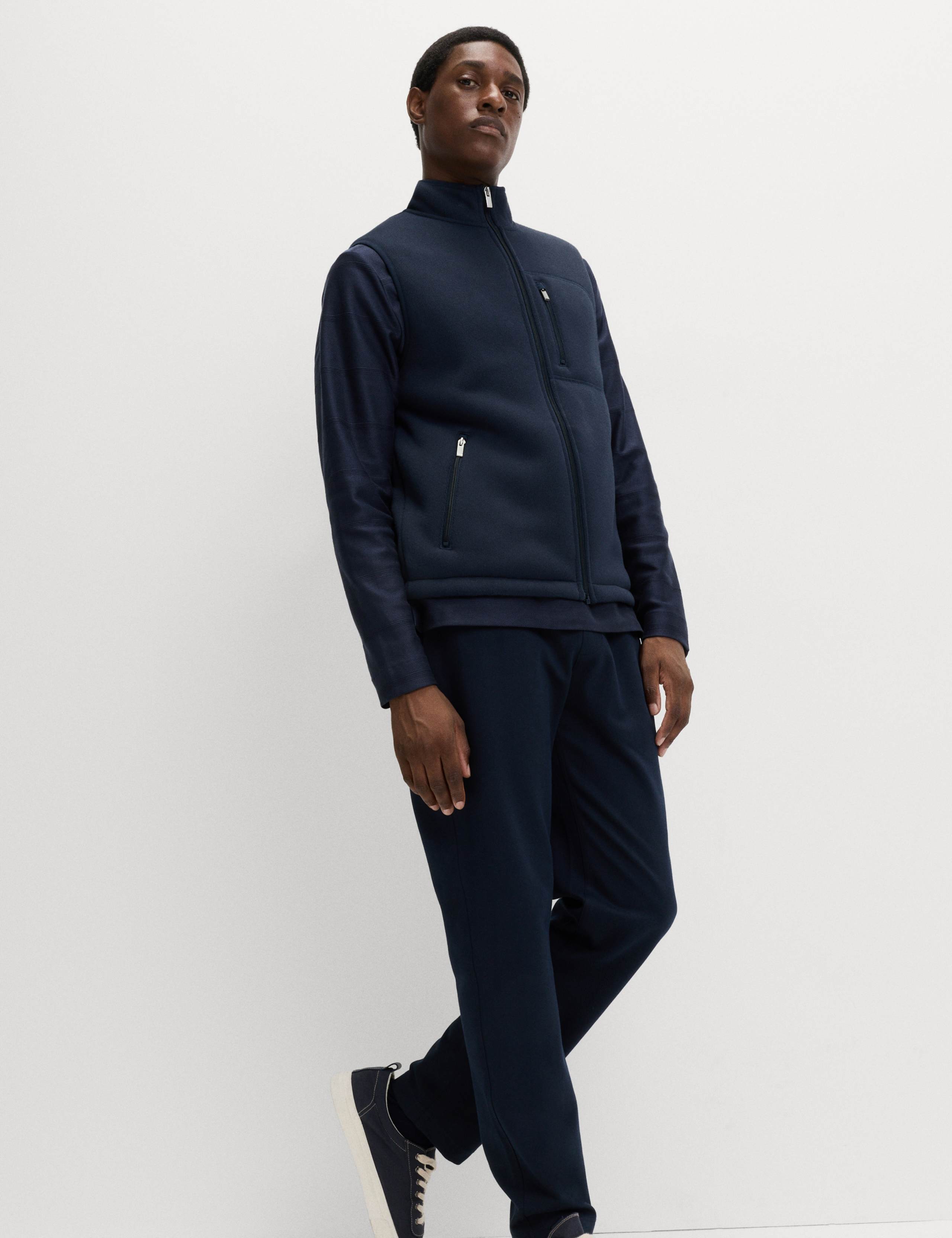 Fleece Lined Funnel Neck Gilet 3 of 5