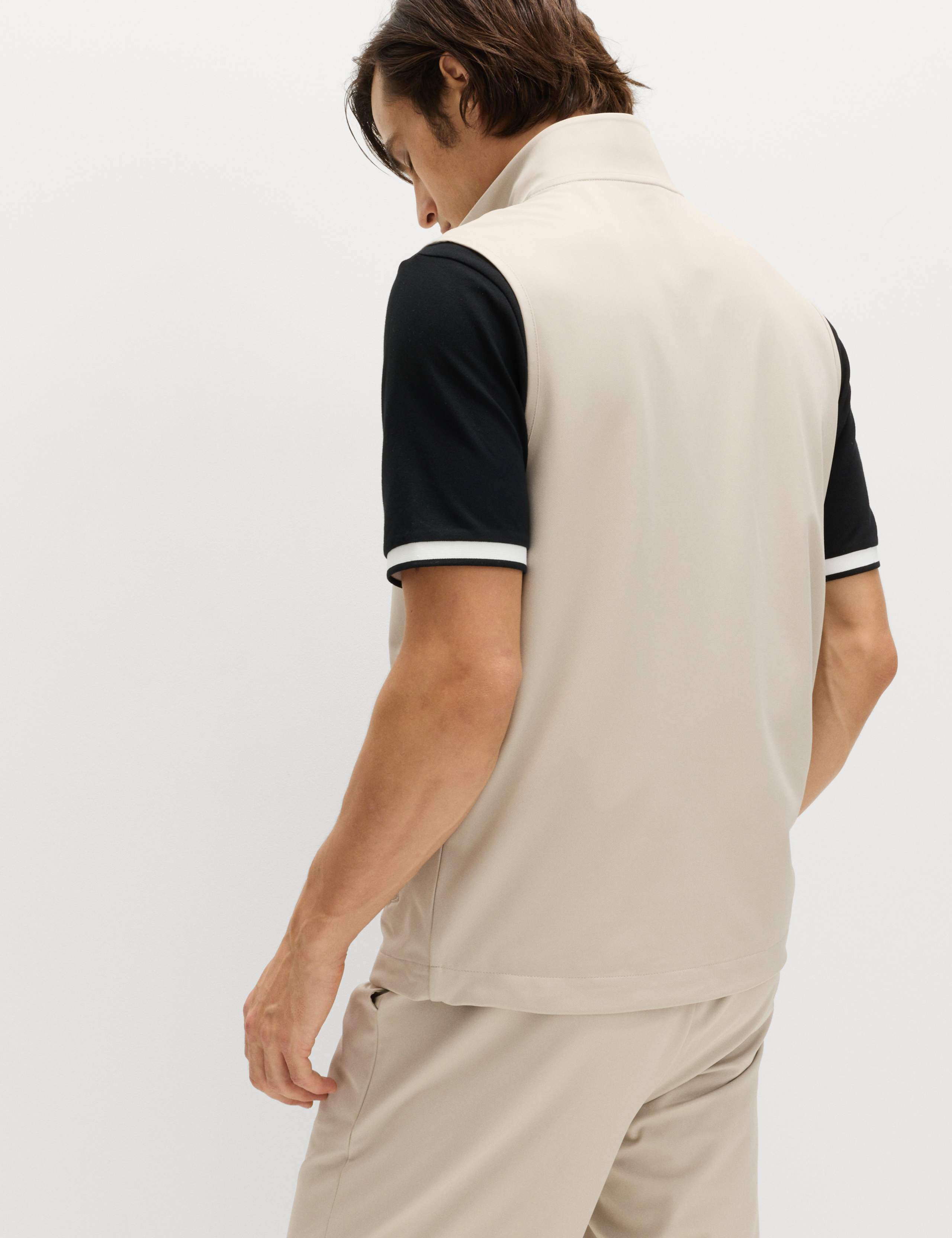 Padded Sports Gilet 6 of 7