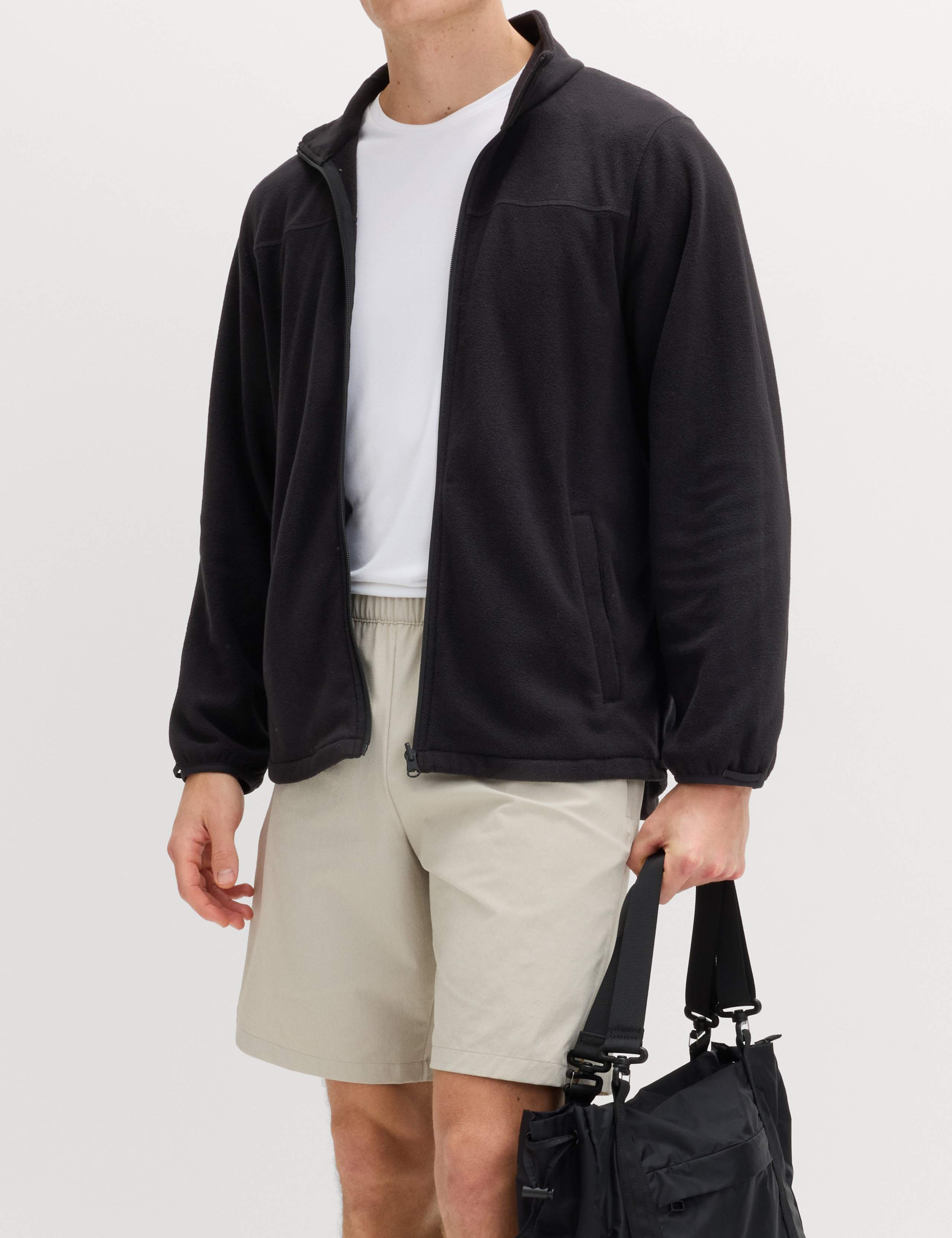 Regular Fit Stretch 9 inch Sports Shorts 6 of 6