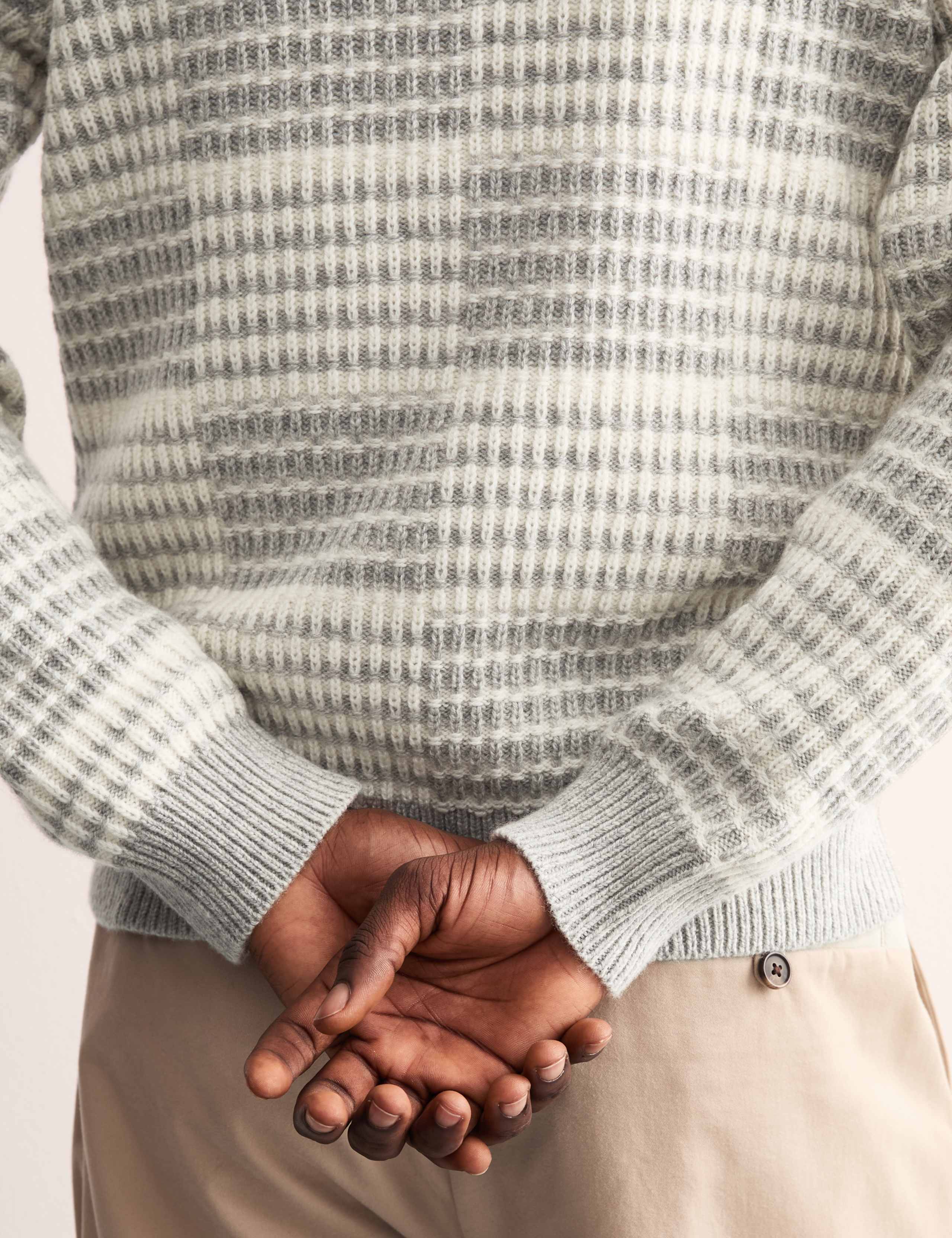 Merino Wool Rich Crew Neck Jumper with Cashmere 6 of 8