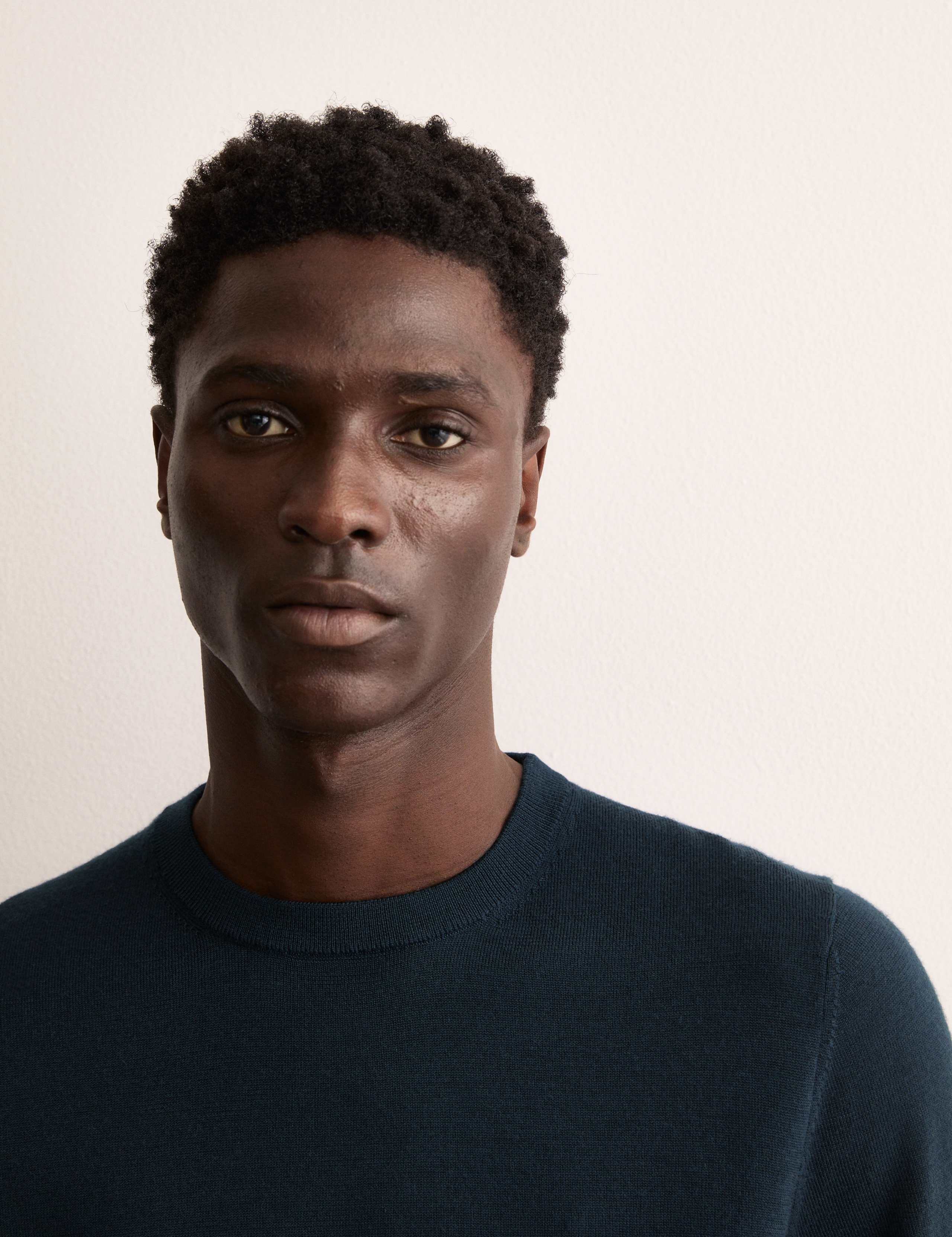 Merino Wool Rich Knitted T-Shirt with Silk 3 of 7
