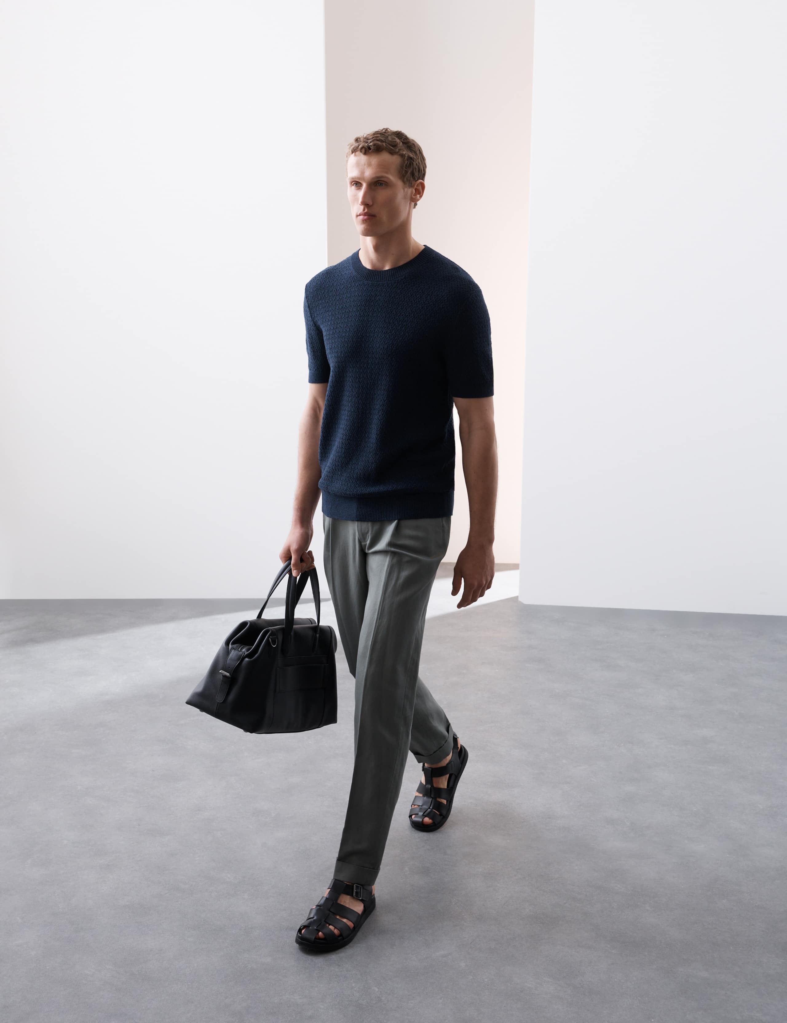 Linen Blend Textured Knitted T-Shirt 4 of 5