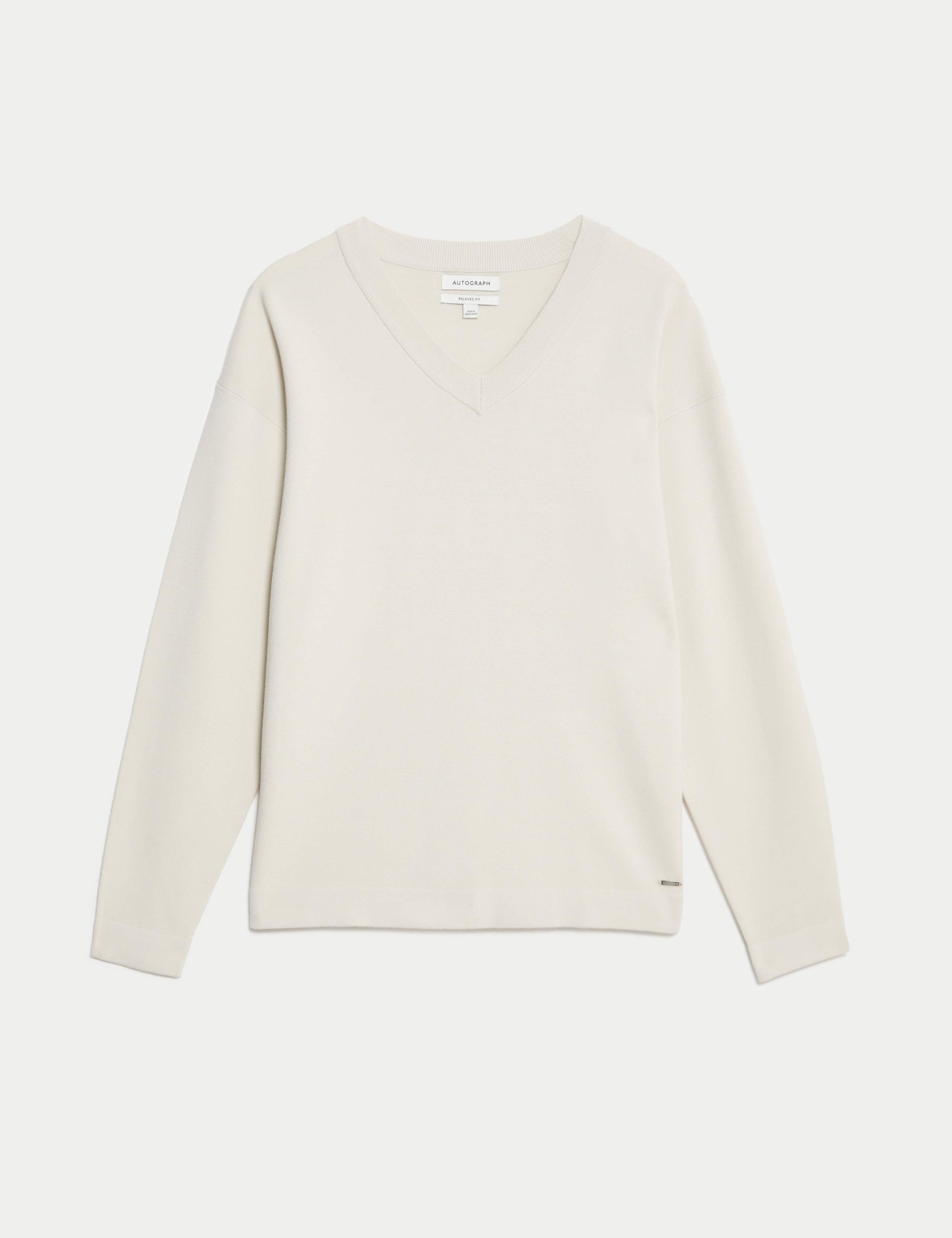 Relaxed  Milano Knit V-Neck Jumper 2 of 5