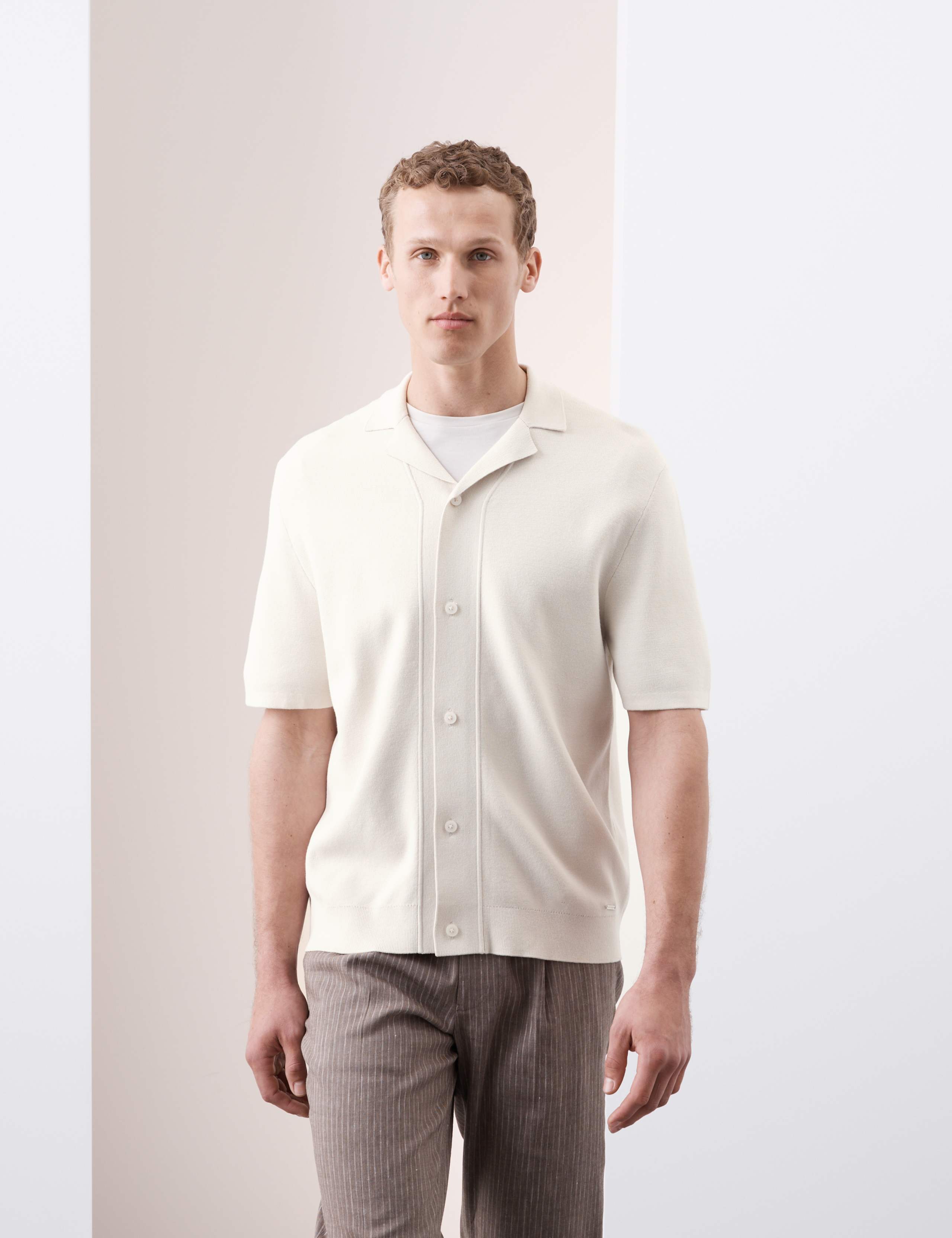 Relaxed Button Through Knitted Polo Shirt 3 of 7