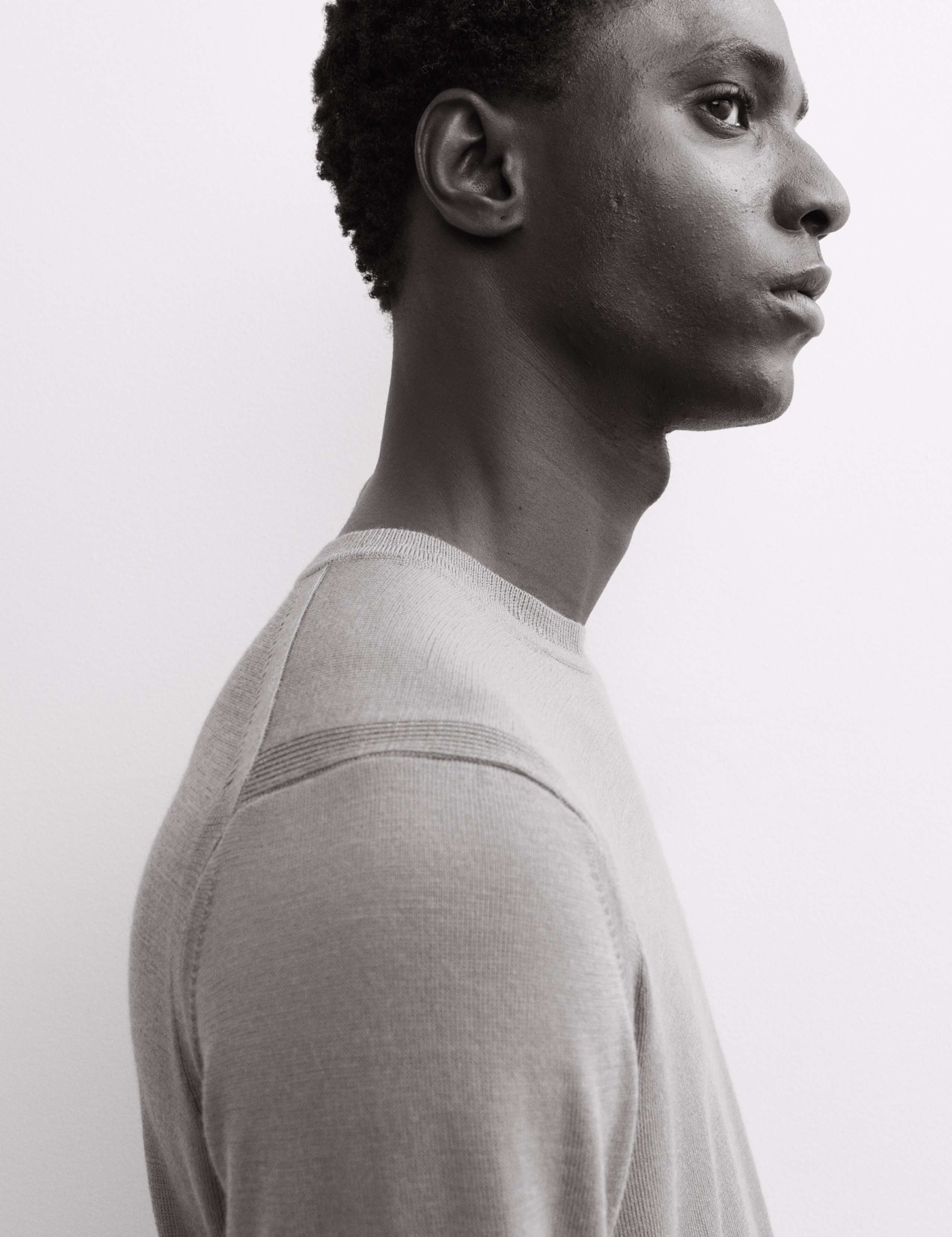 Extra Fine Merino Wool Crew Neck Jumper with Silk 3 of 7