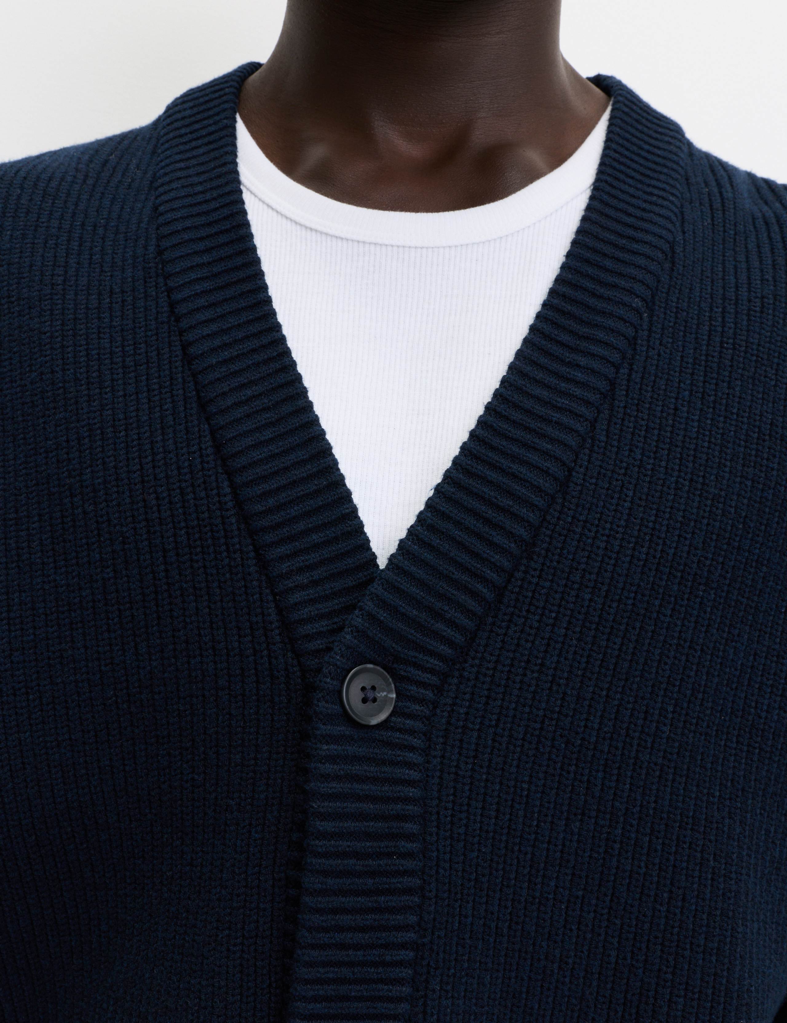 V-Neck Twisted Yarn Cardigan 5 of 6