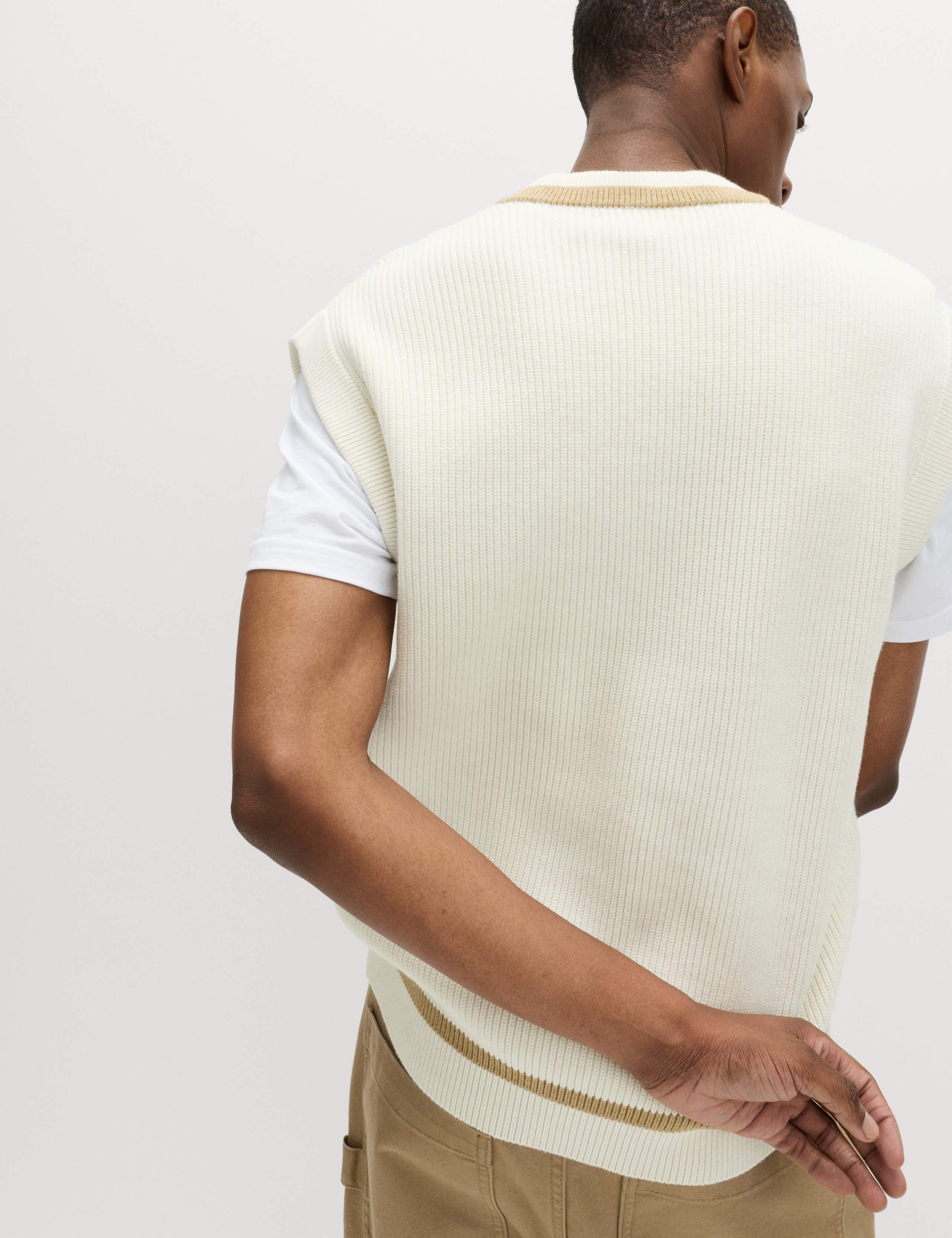 Cotton Blend Tipped V-Neck Knitted Vest 4 of 5