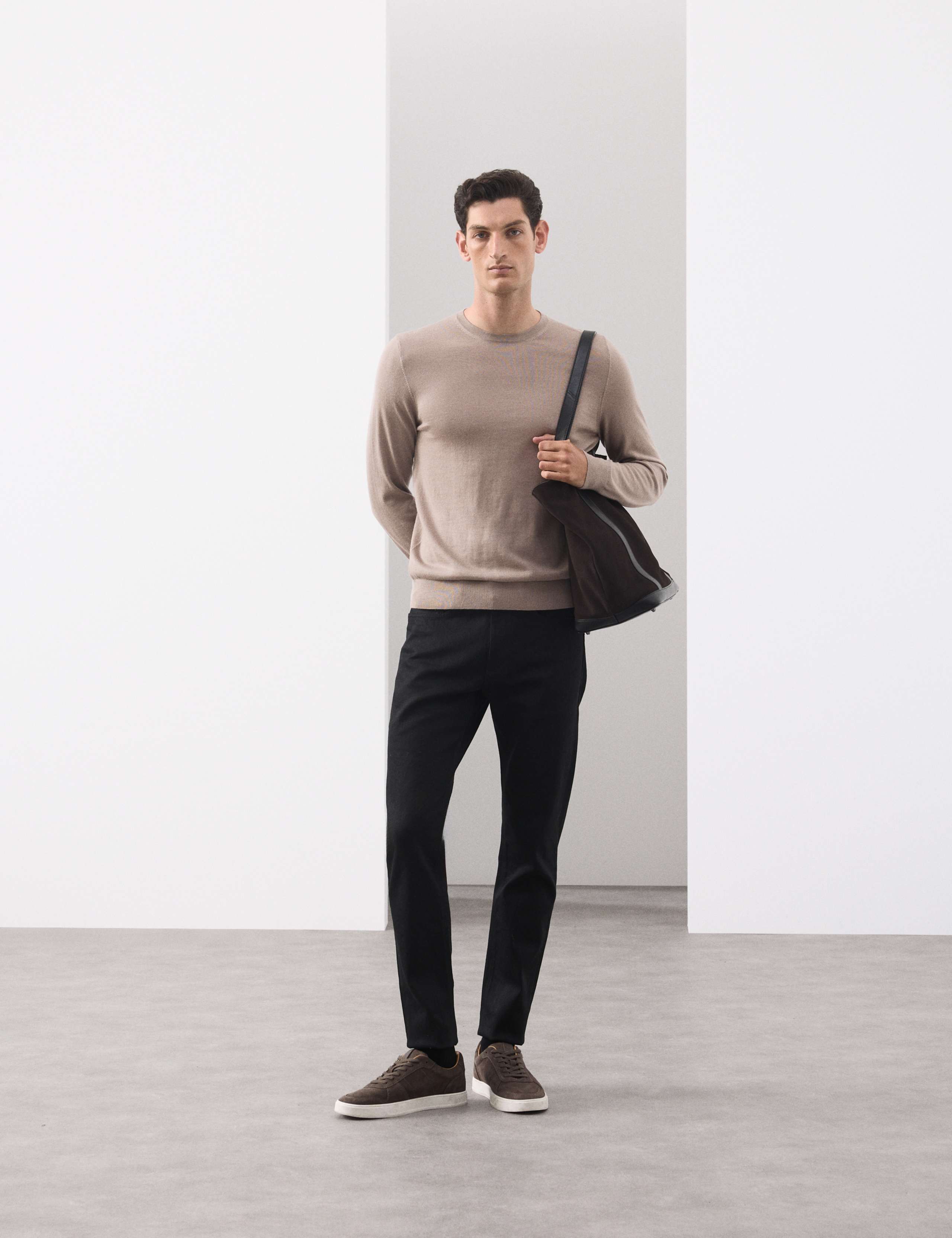 Pure Extra Fine Merino Wool Crew Neck Jumper 4 of 5