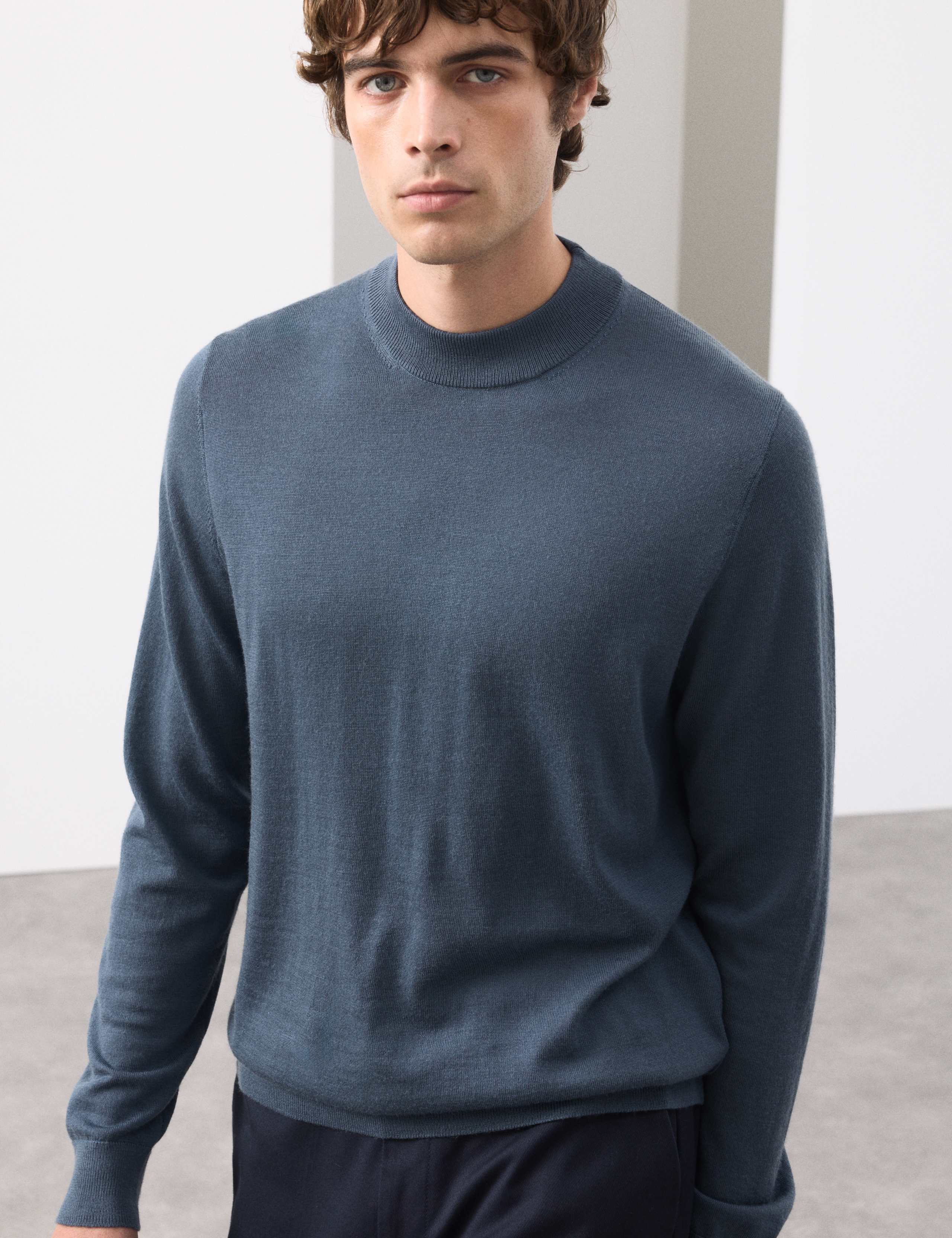 Pure Extra Fine Merino Wool Performance Jumper 1 of 7