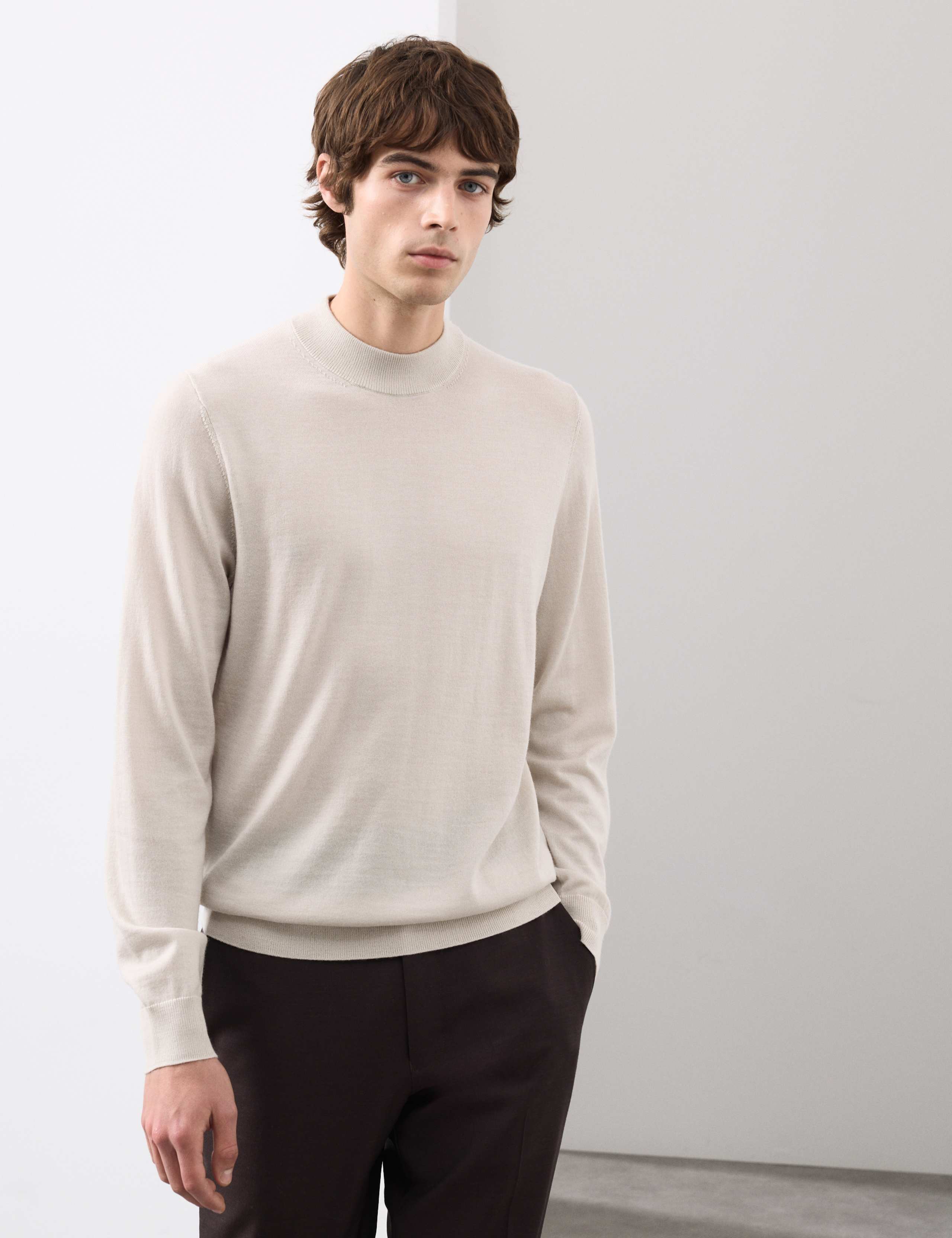 Pure Extra Fine Merino Wool Performance Jumper 4 of 6