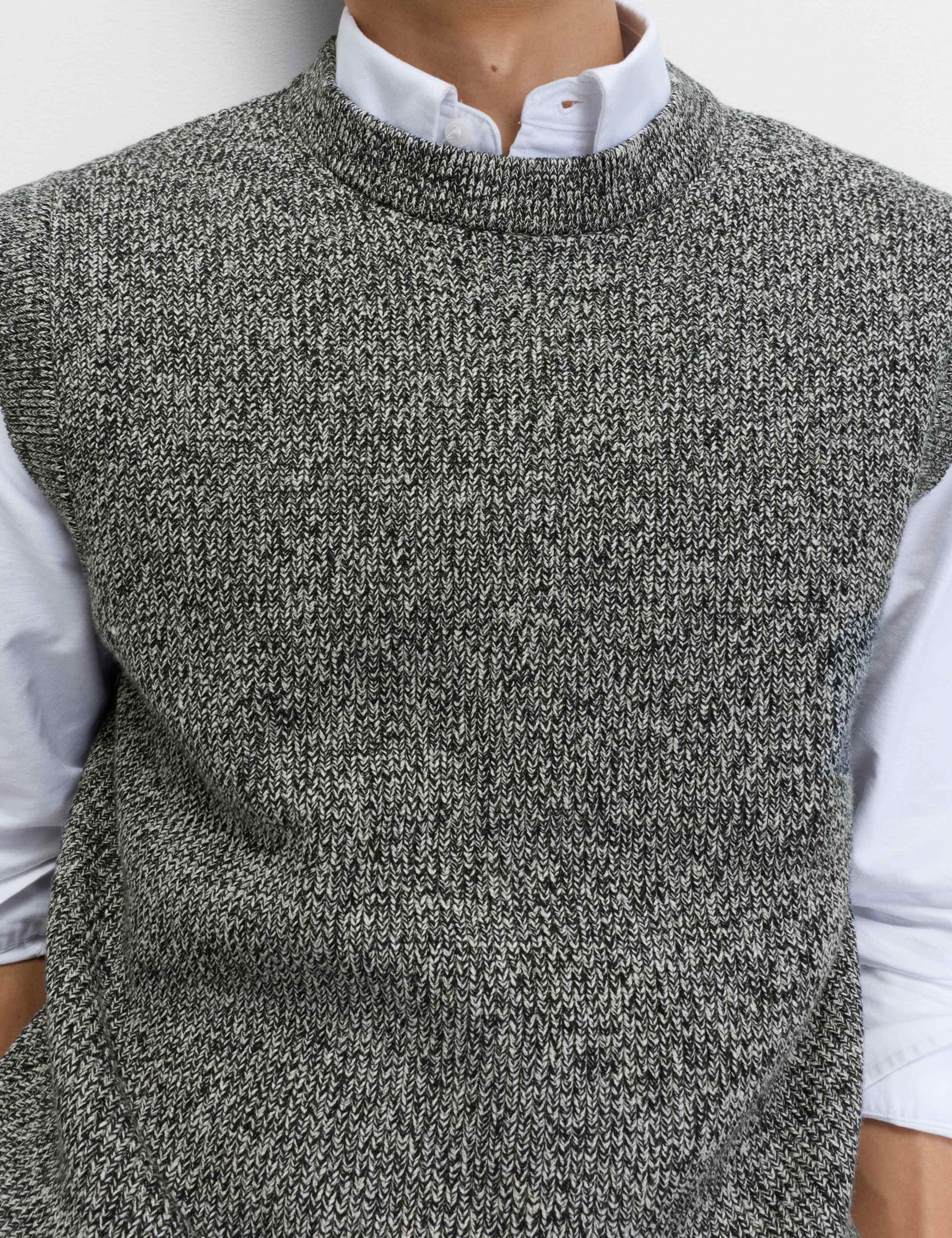 Cotton Blend Crew Neck Knitted Vest 4 of 7