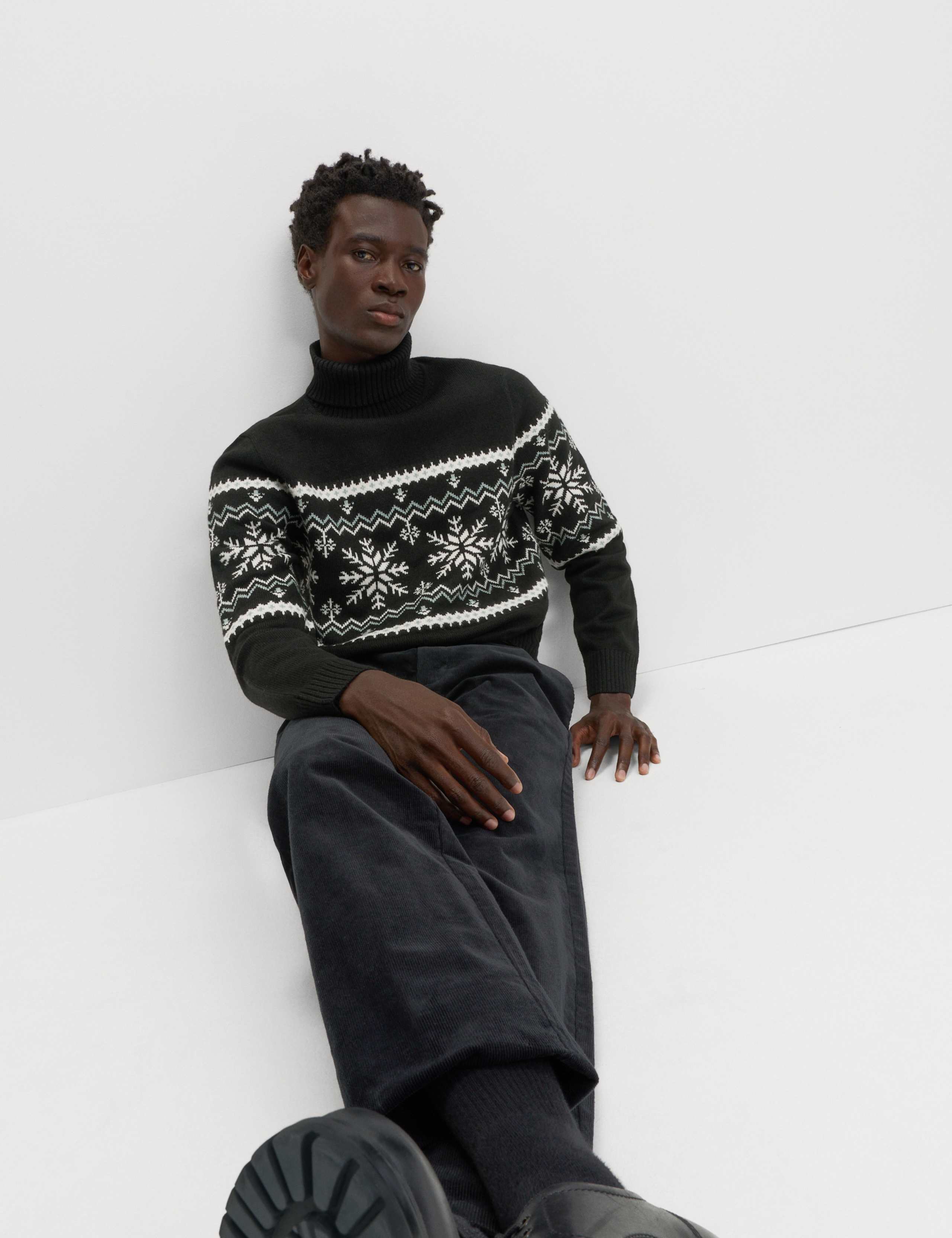 Snowflake Fair Isle Christmas Jumper 3 of 4