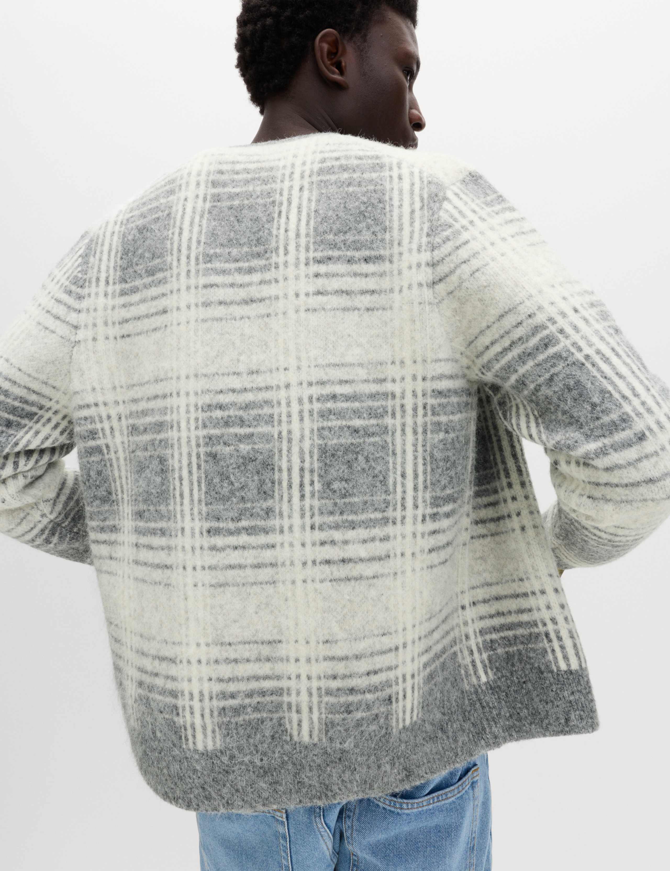 Checked Hazy Knit V-Neck Cardigan with Wool 6 of 6