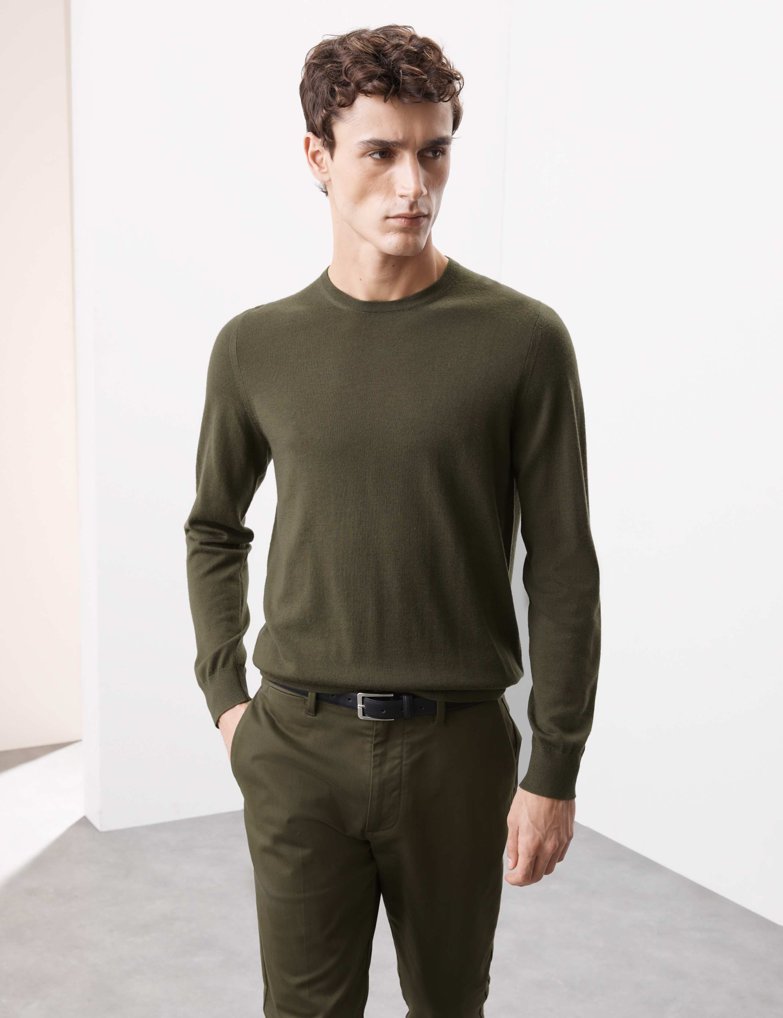 Pure Extra Fine Merino Wool Crew Neck Jumper 3 of 6