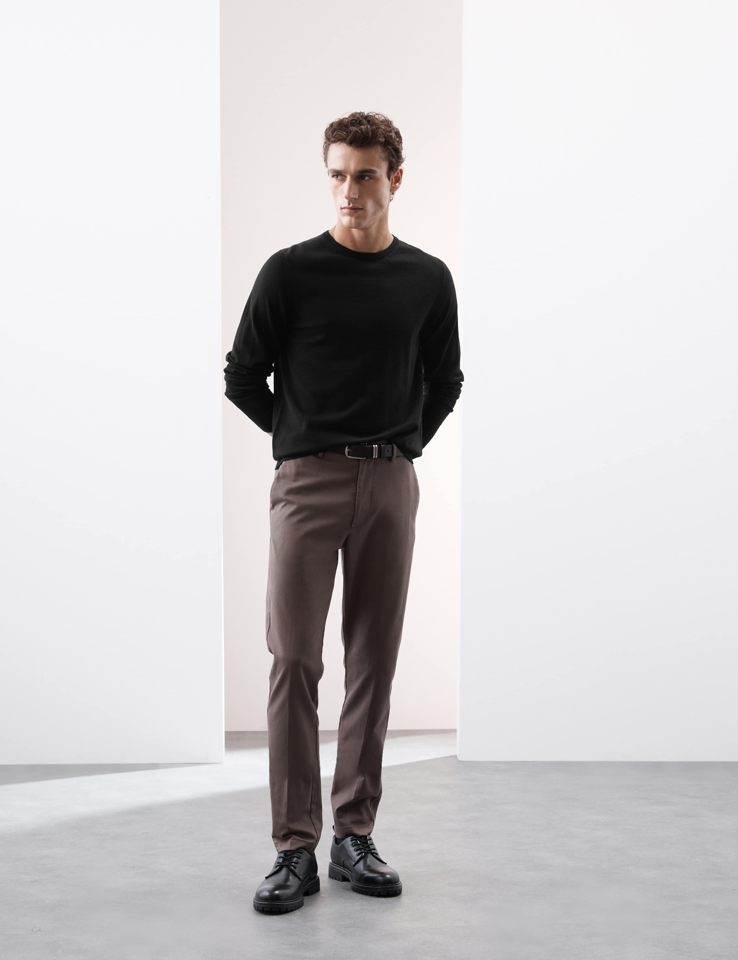 Pure Extra Fine Merino Wool Crew Neck Jumper 3 of 7