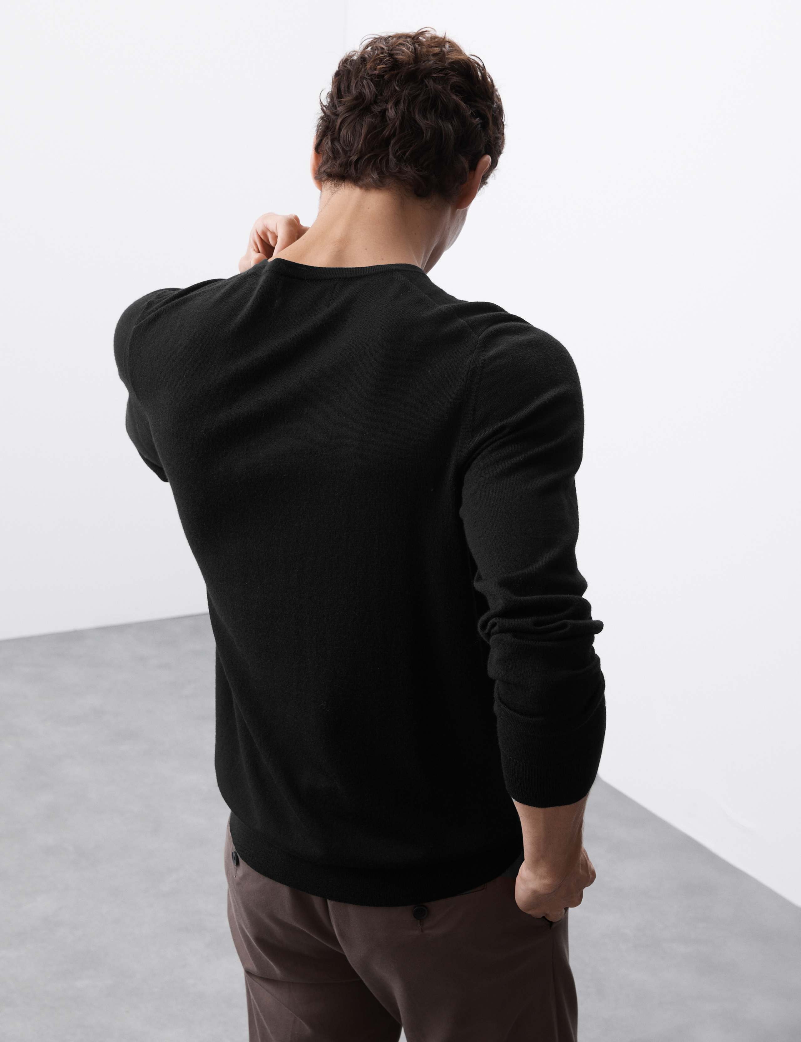 Pure Extra Fine Merino Wool Crew Neck Jumper 7 of 7