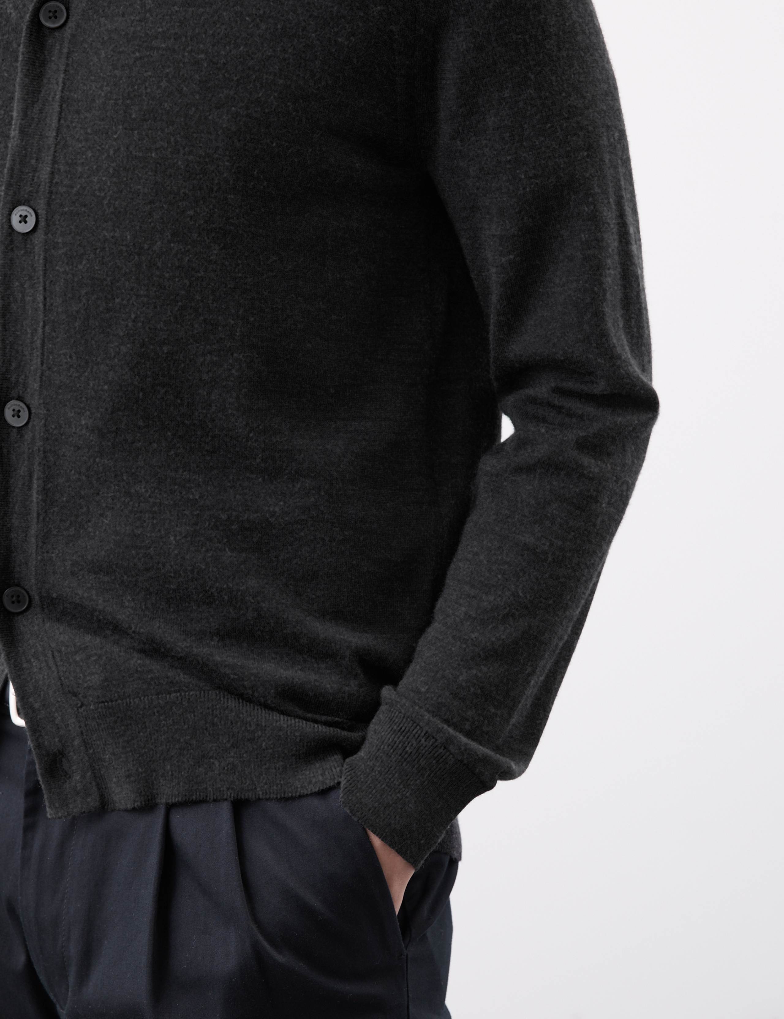 Pure Extra Fine Merino Wool V-Neck Cardigan 6 of 8
